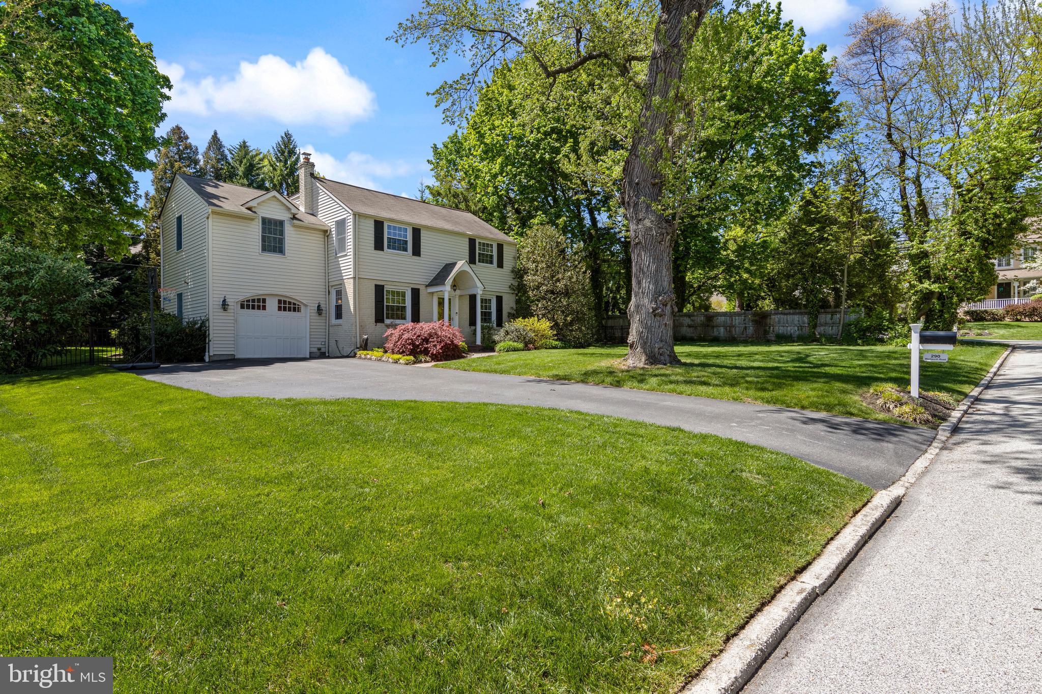 DUNN HILL - Residential