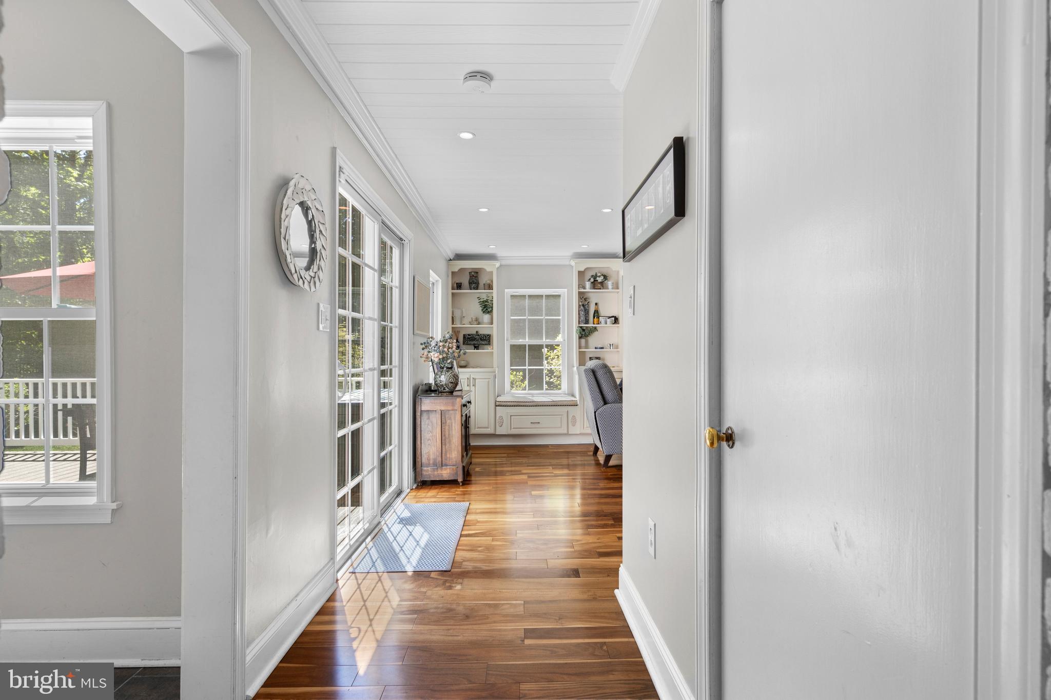 DUNN HILL - Residential