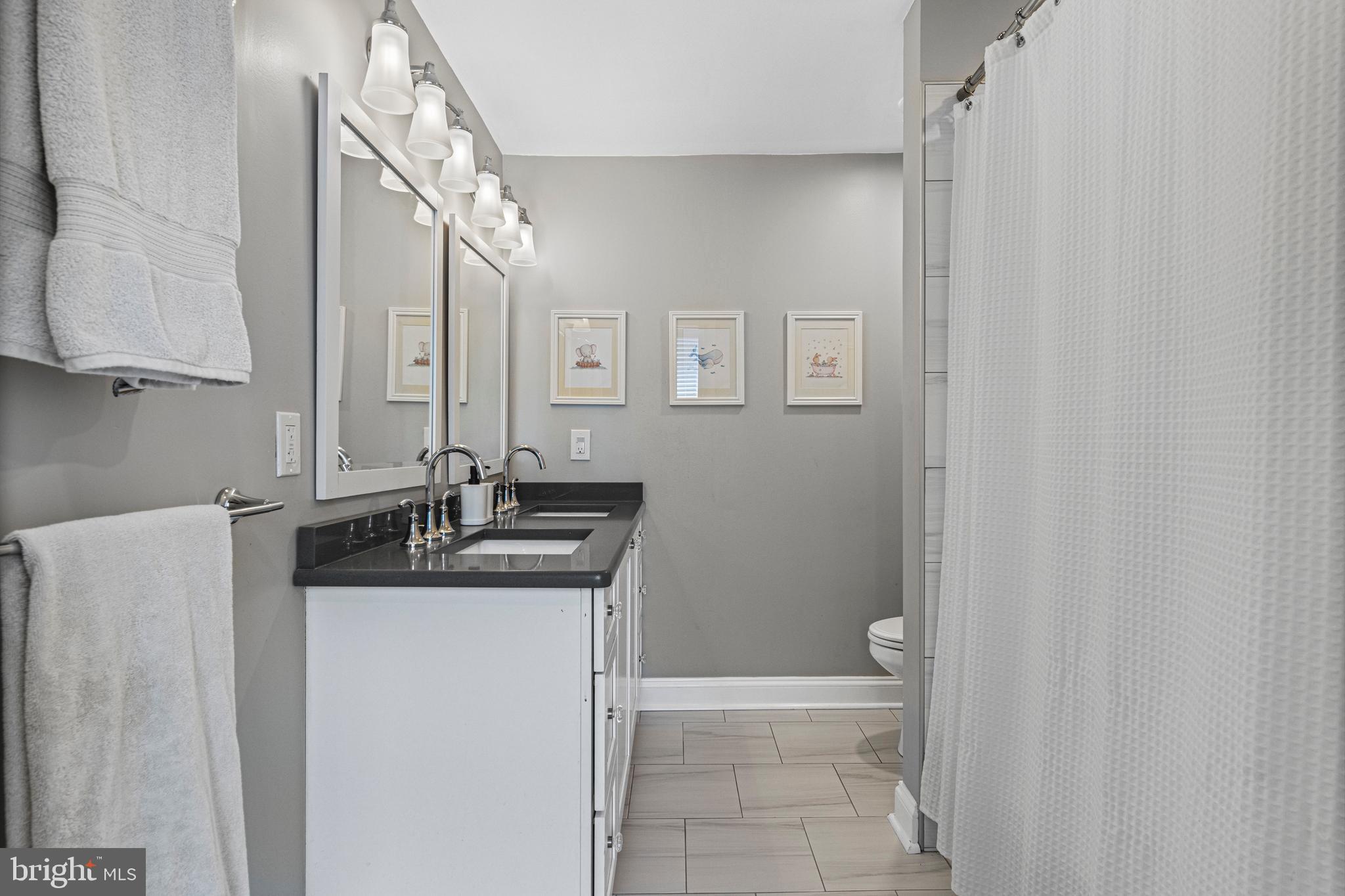 DUNN HILL - Residential