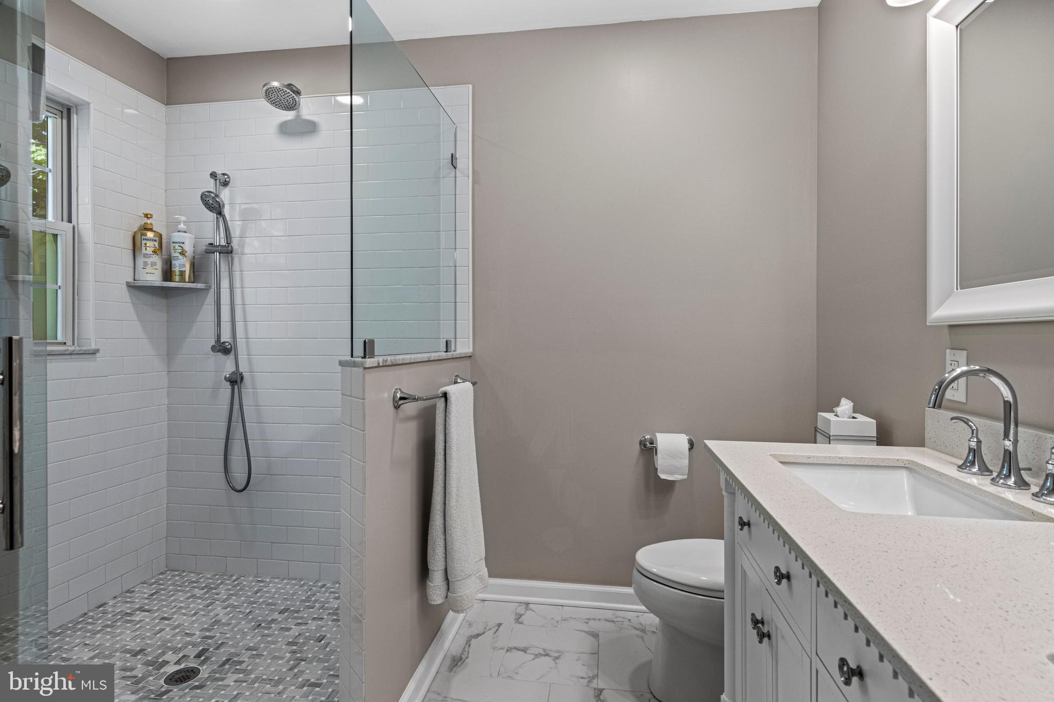 DUNN HILL - Residential