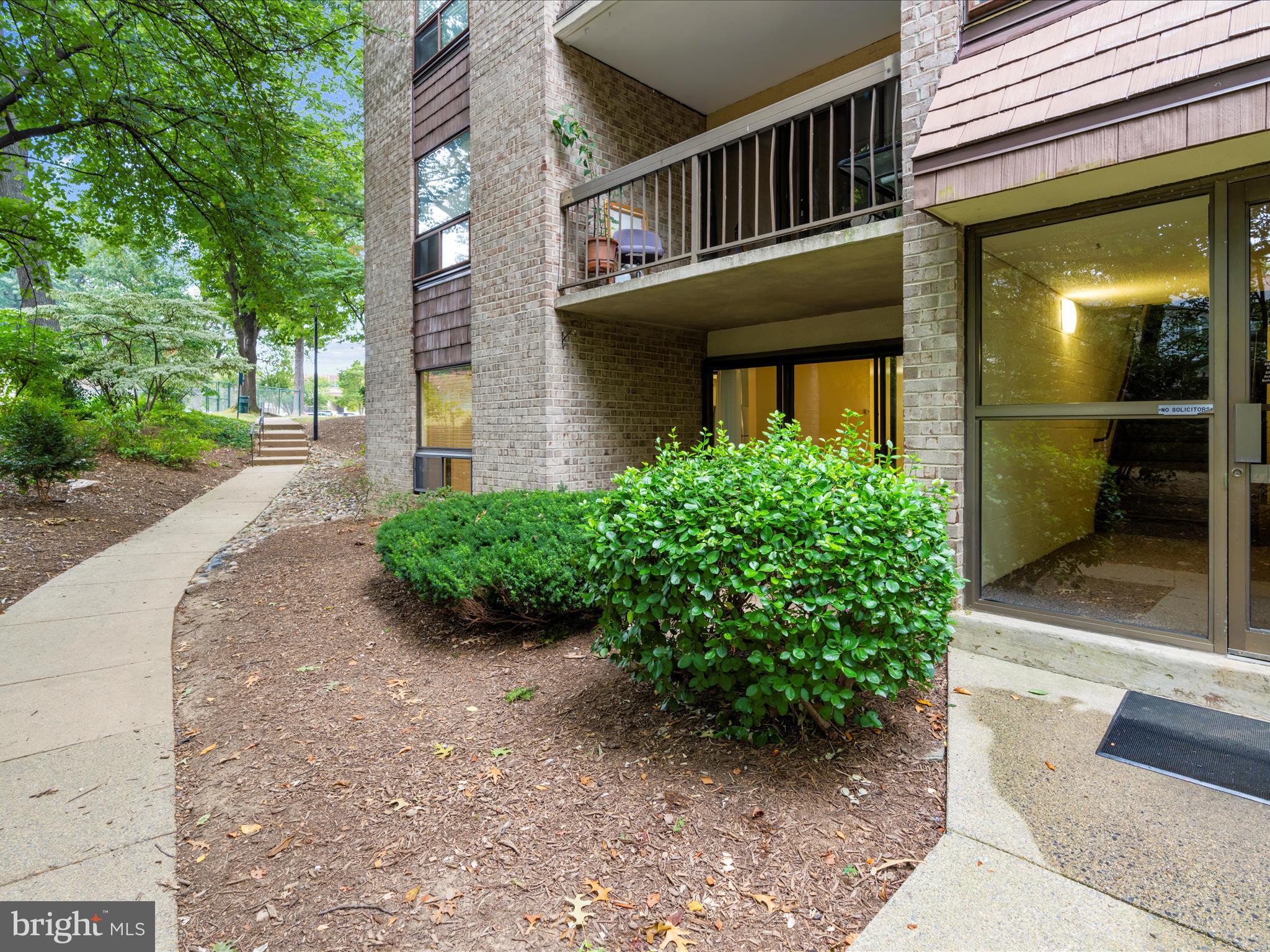 HYDE PARK - Residential