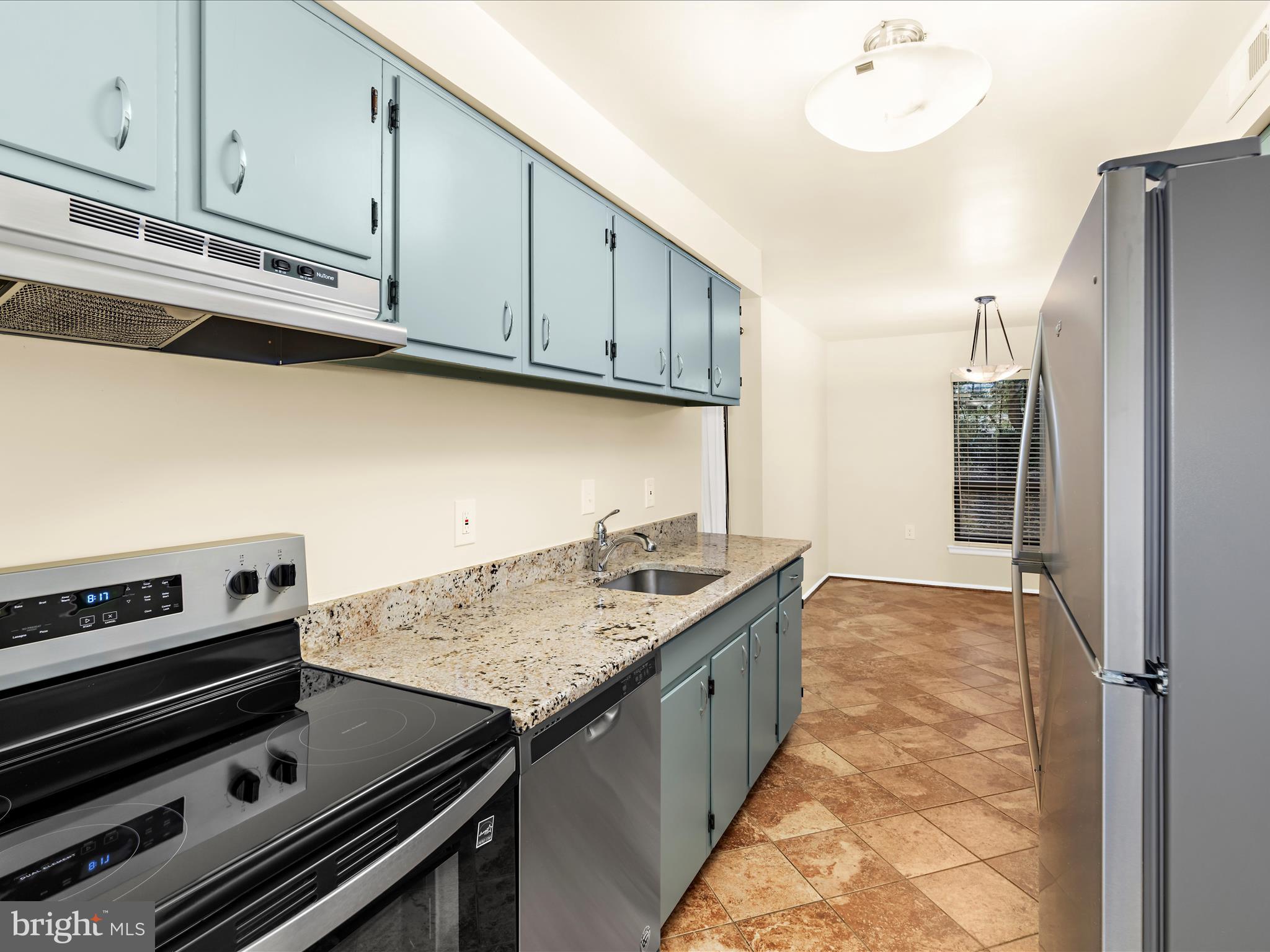 HYDE PARK - Residential