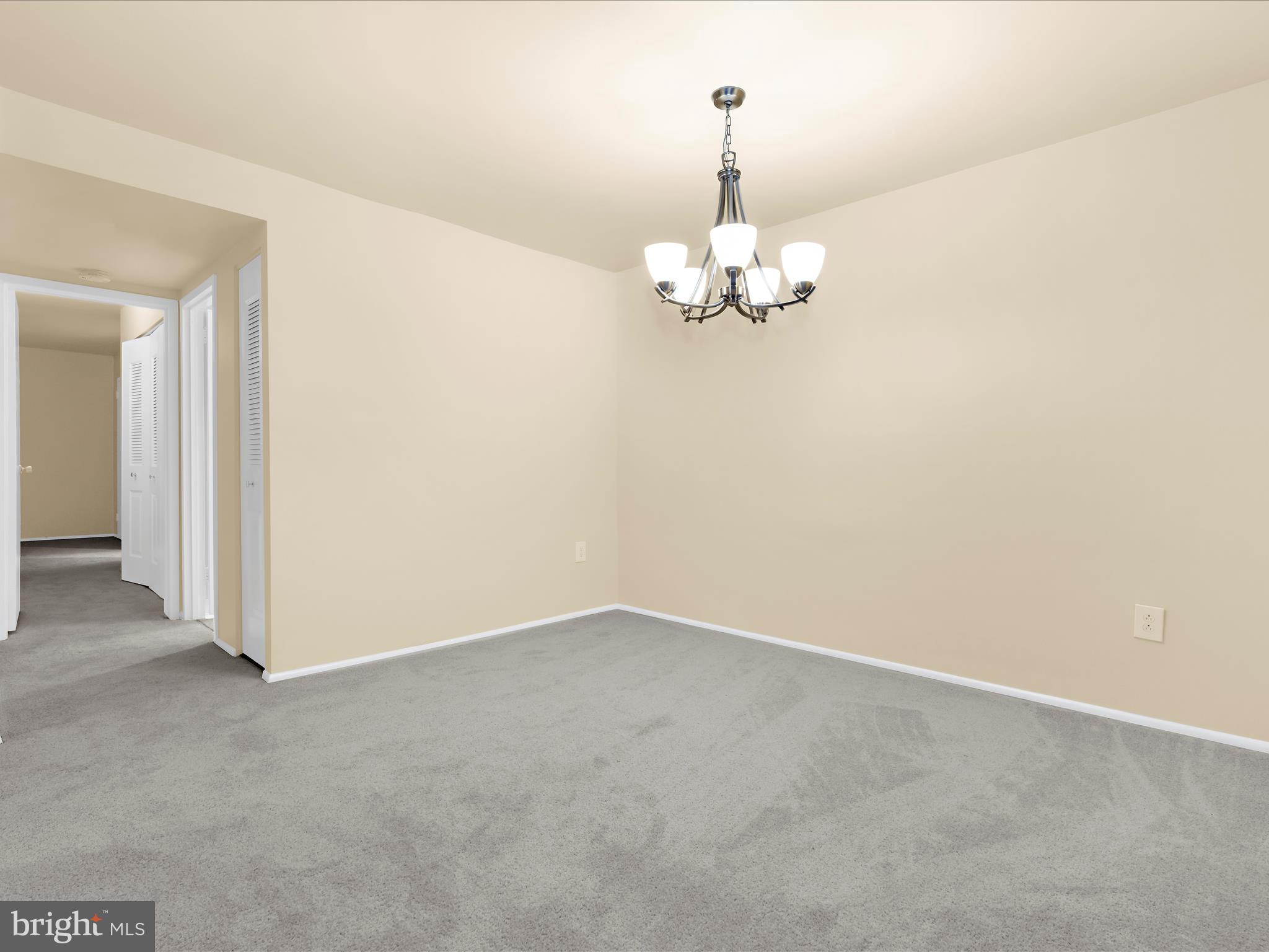 HYDE PARK - Residential