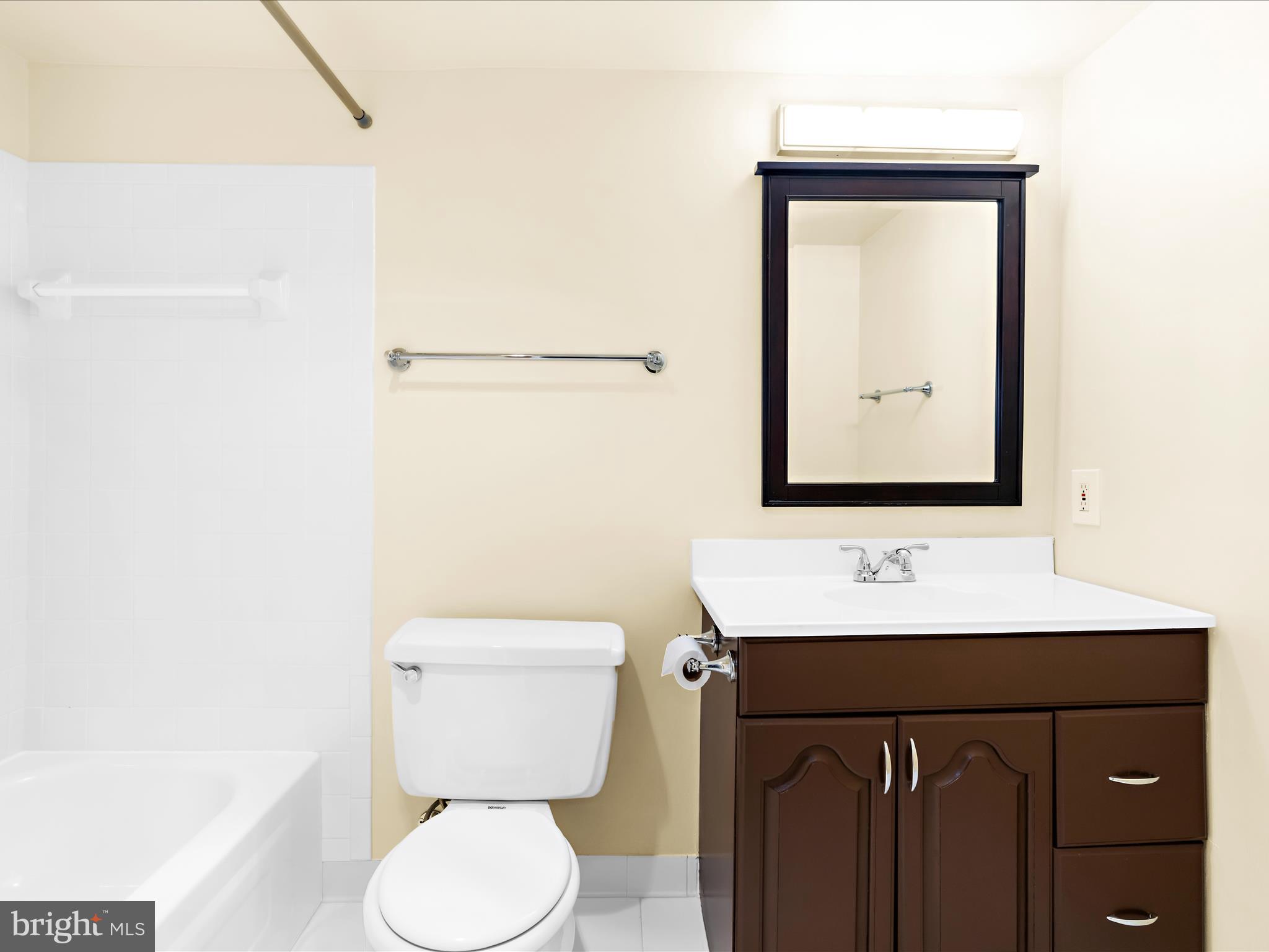 HYDE PARK - Residential