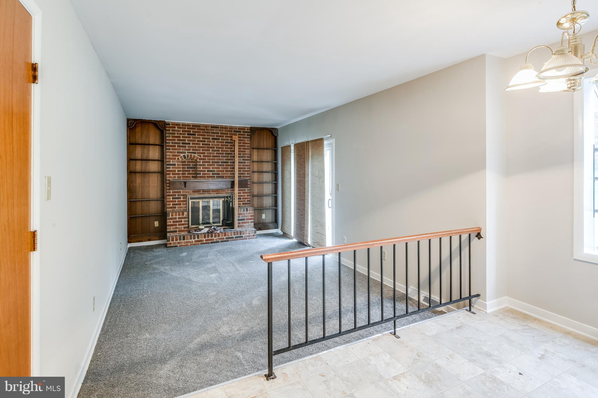 LONGFELLOW - Residential Lease