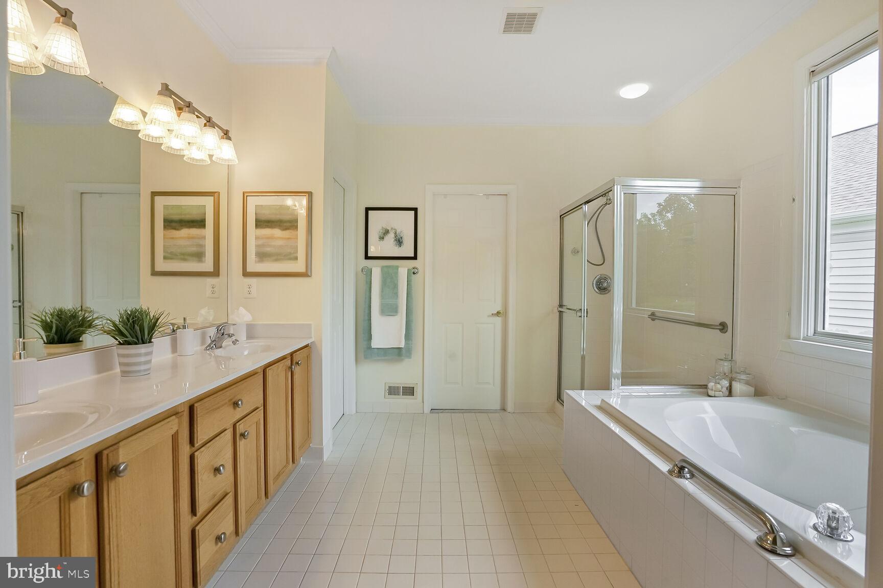 HERITAGE HUNT - Residential