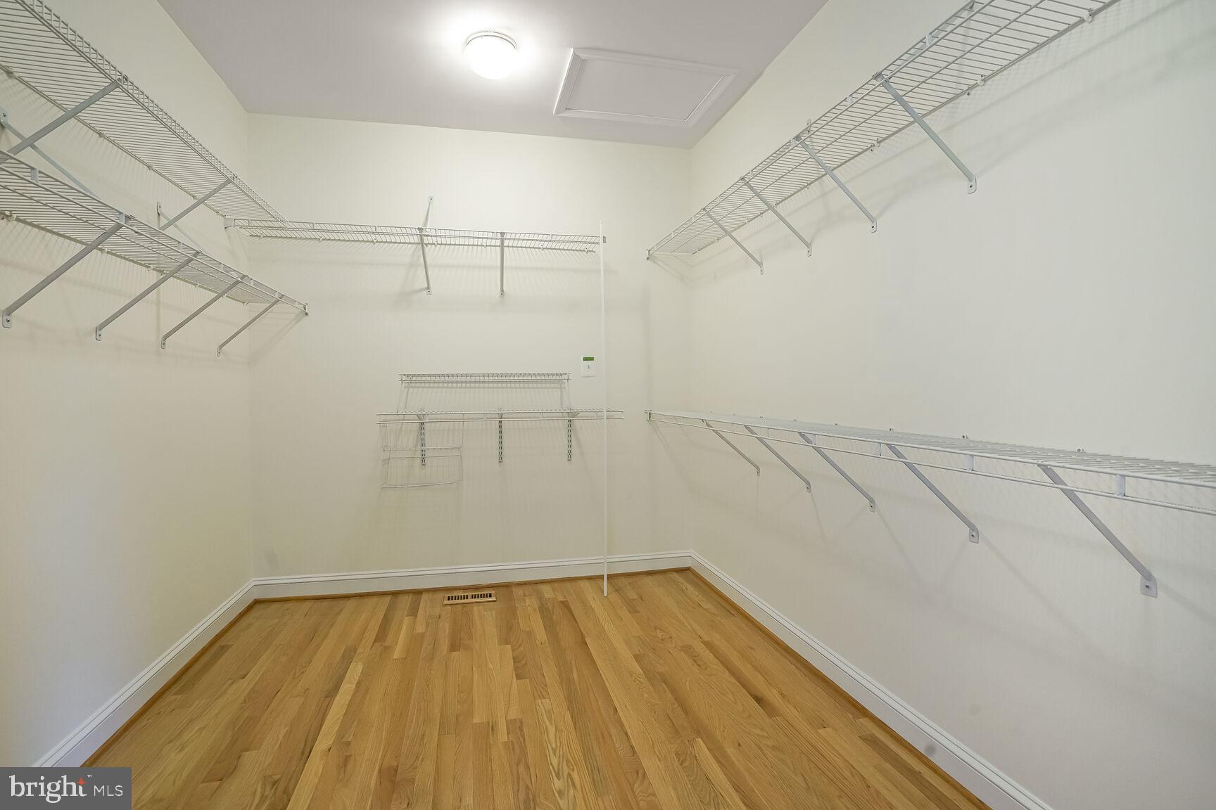 HERITAGE HUNT - Residential