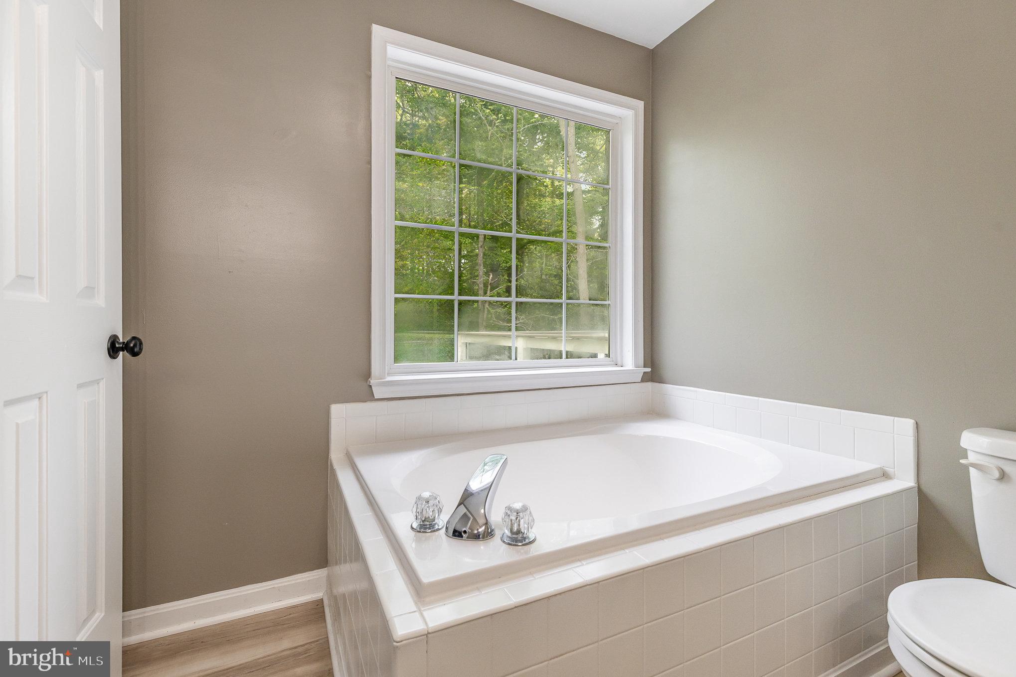 OAKLAND PARAK - Residential Lease