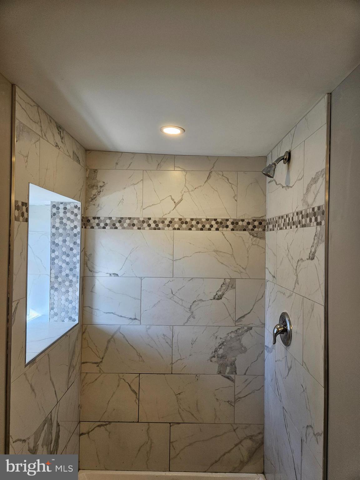 BEECHFIELD - Residential Lease