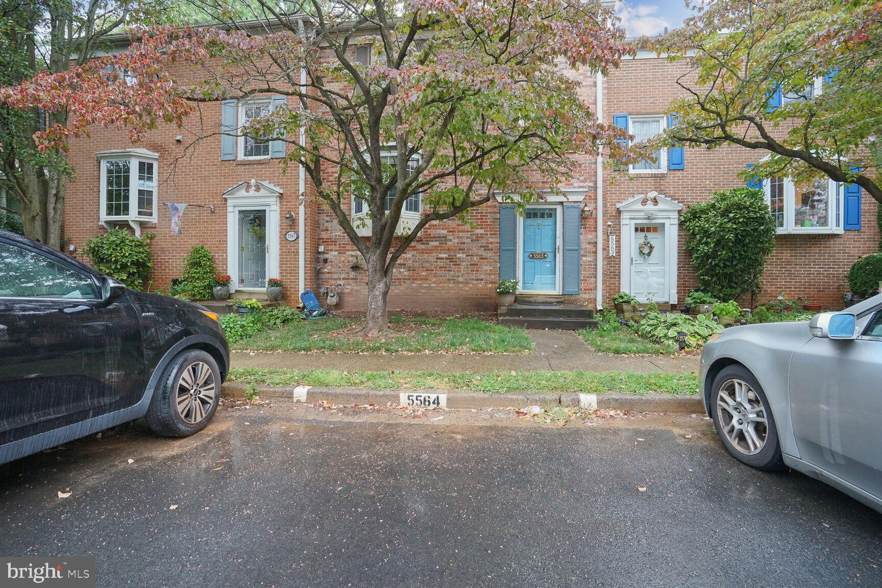 LAKE BRADDOCK - Residential