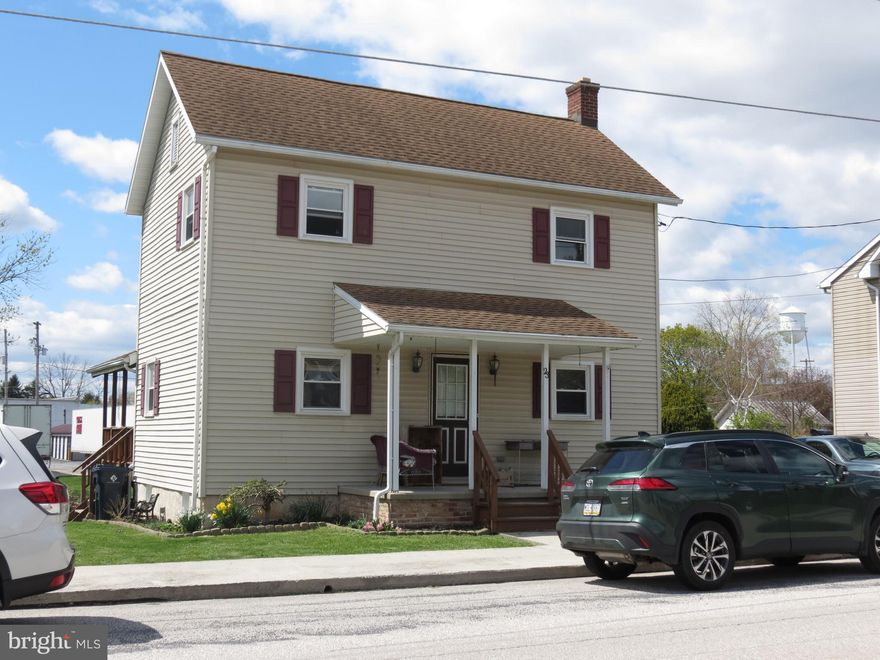 Two story home sits on almost 1 acre property in quiet neighborhood in Biglerville Borough. Features large eat-in kitchen, plus dining area, or an extra family room, plus living room. Three bedrooms, two and a half baths, deck off of kitchen. Detached garage. Large flat yard and front covered porch. Come See!