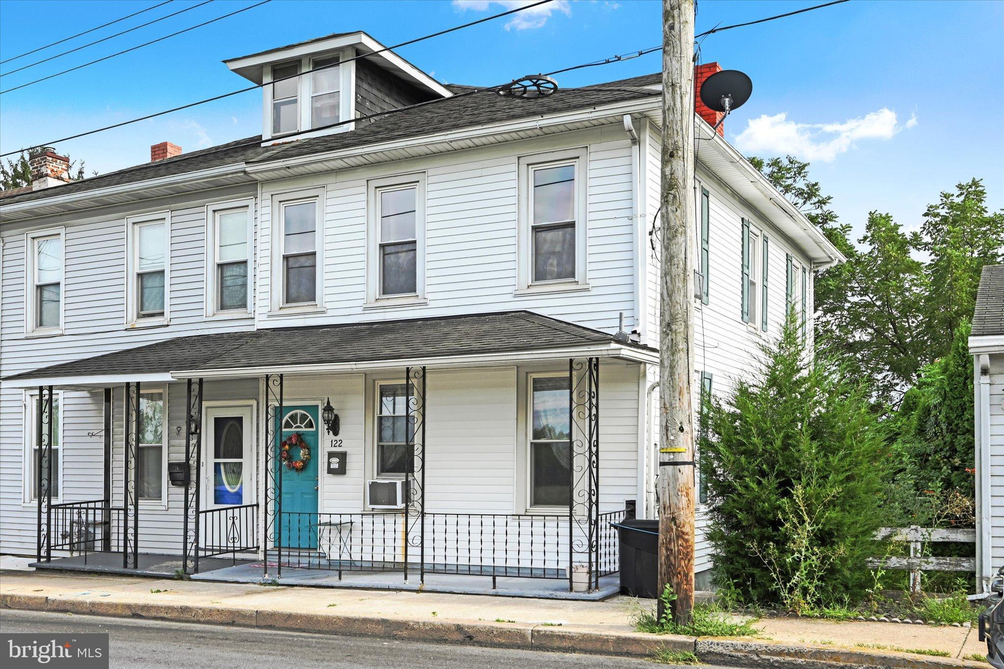 122 MAPLE STREET