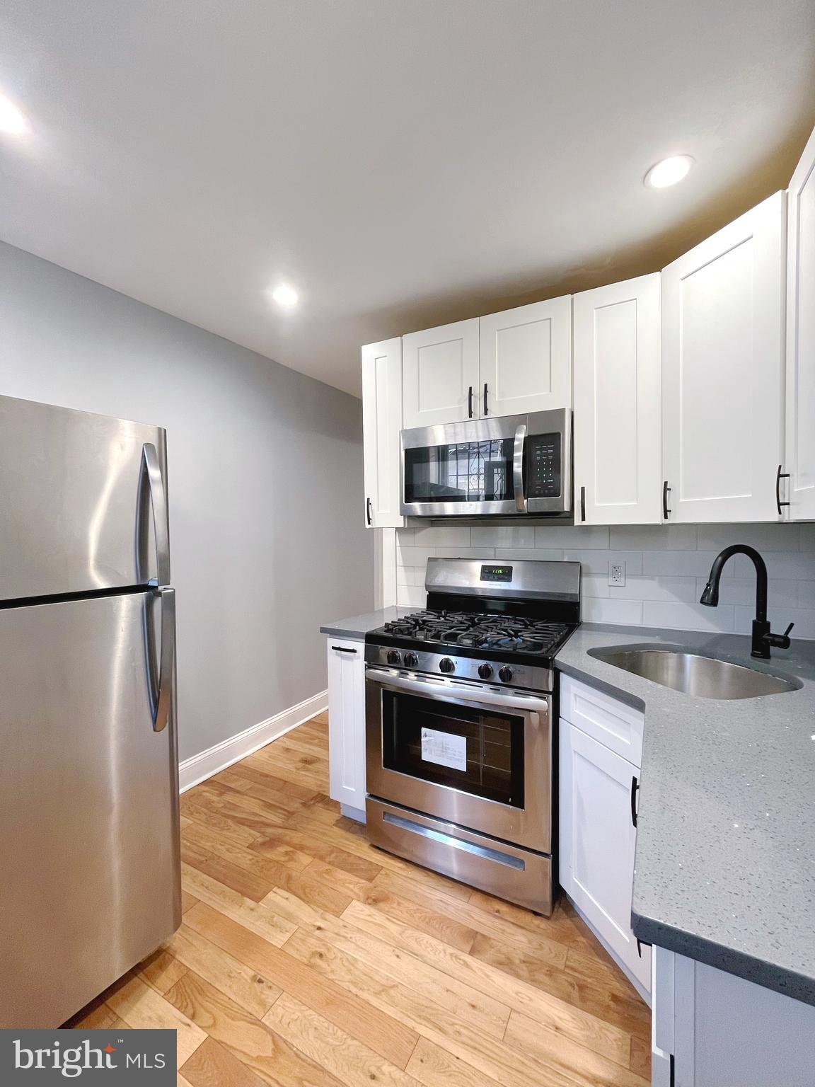 LOWER MOYAMENSING - Residential