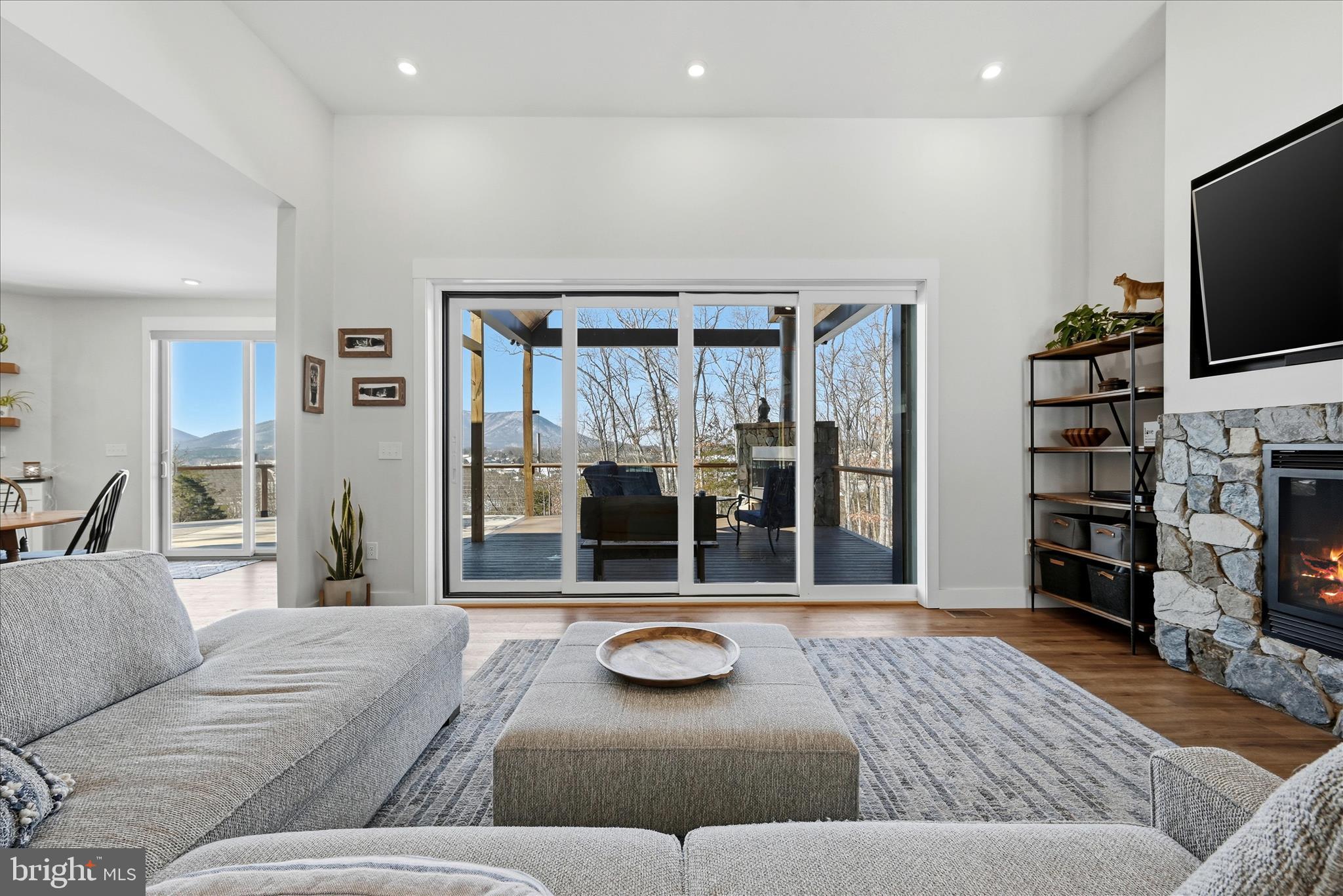 ESTATES AT LAKE JOHN - Farm