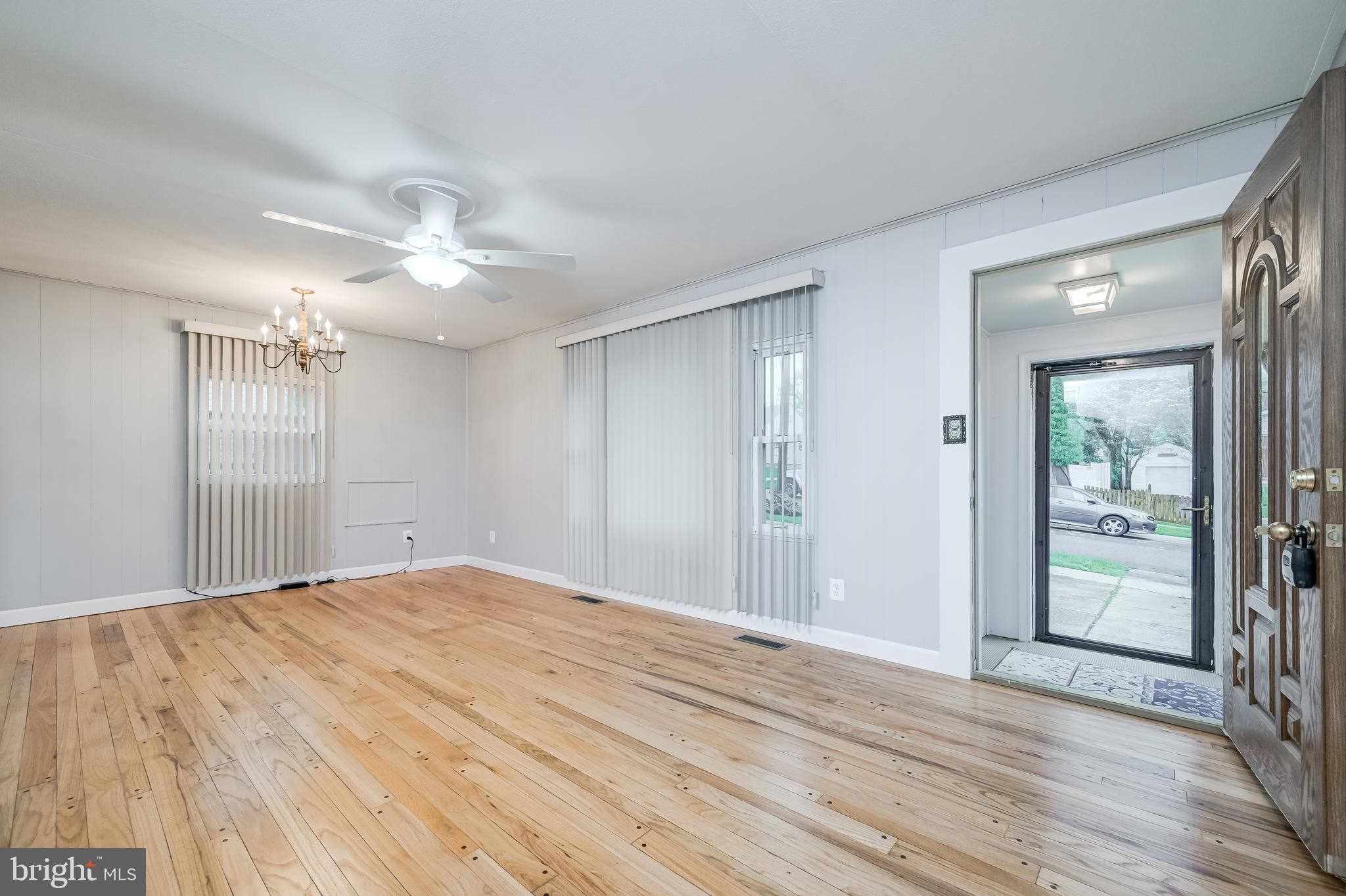 CHESTNUT HILLS - Residential