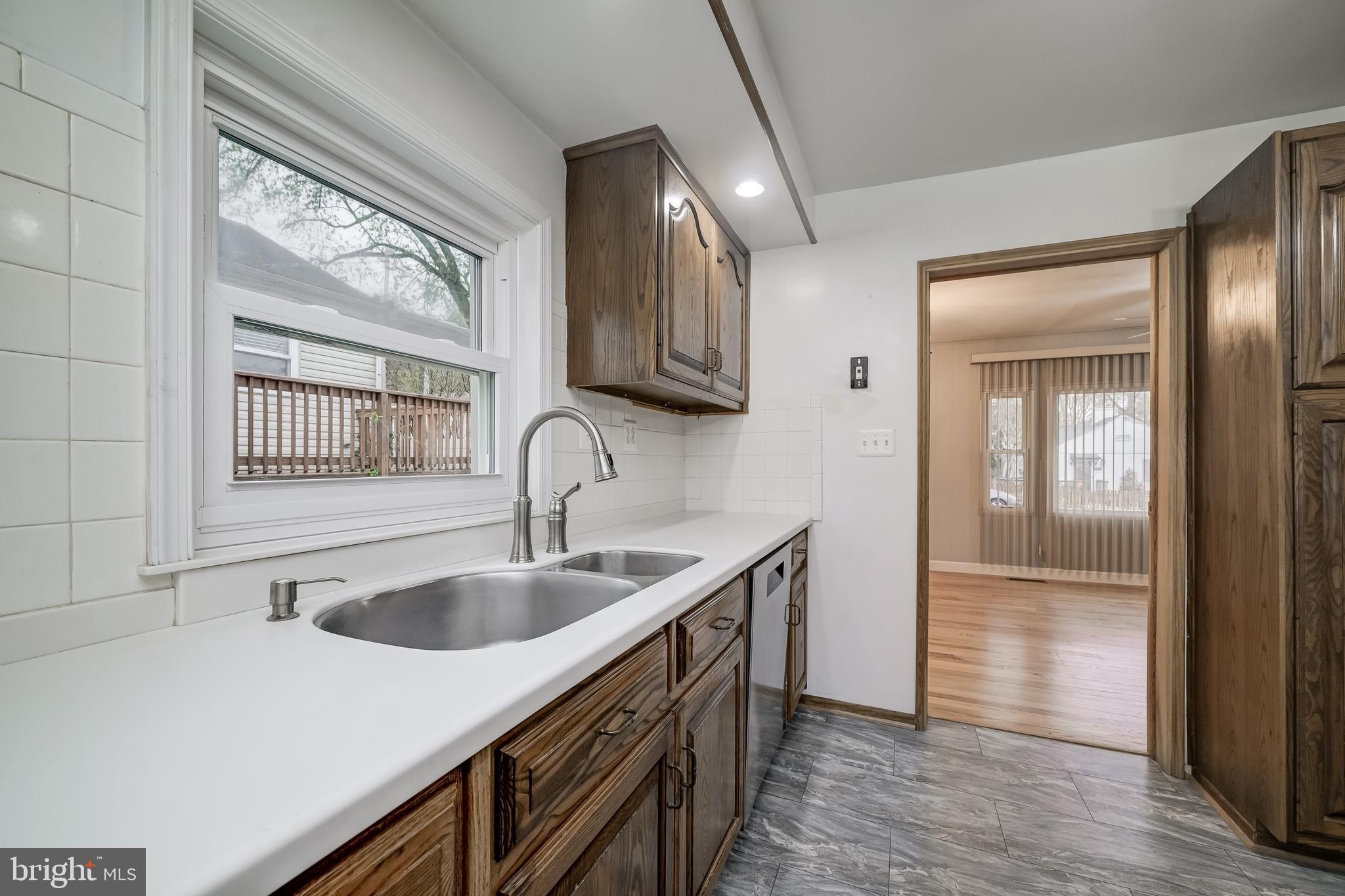 CHESTNUT HILLS - Residential