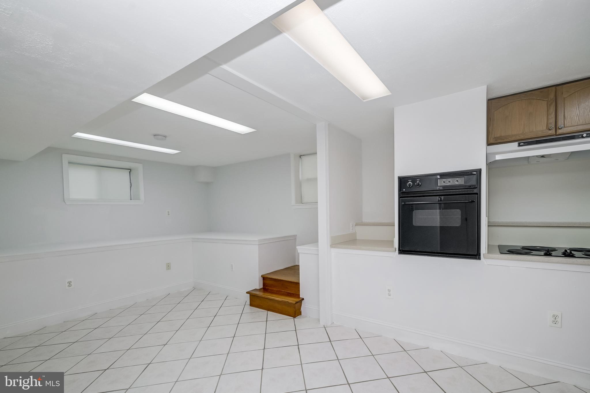 CHESTNUT HILLS - Residential