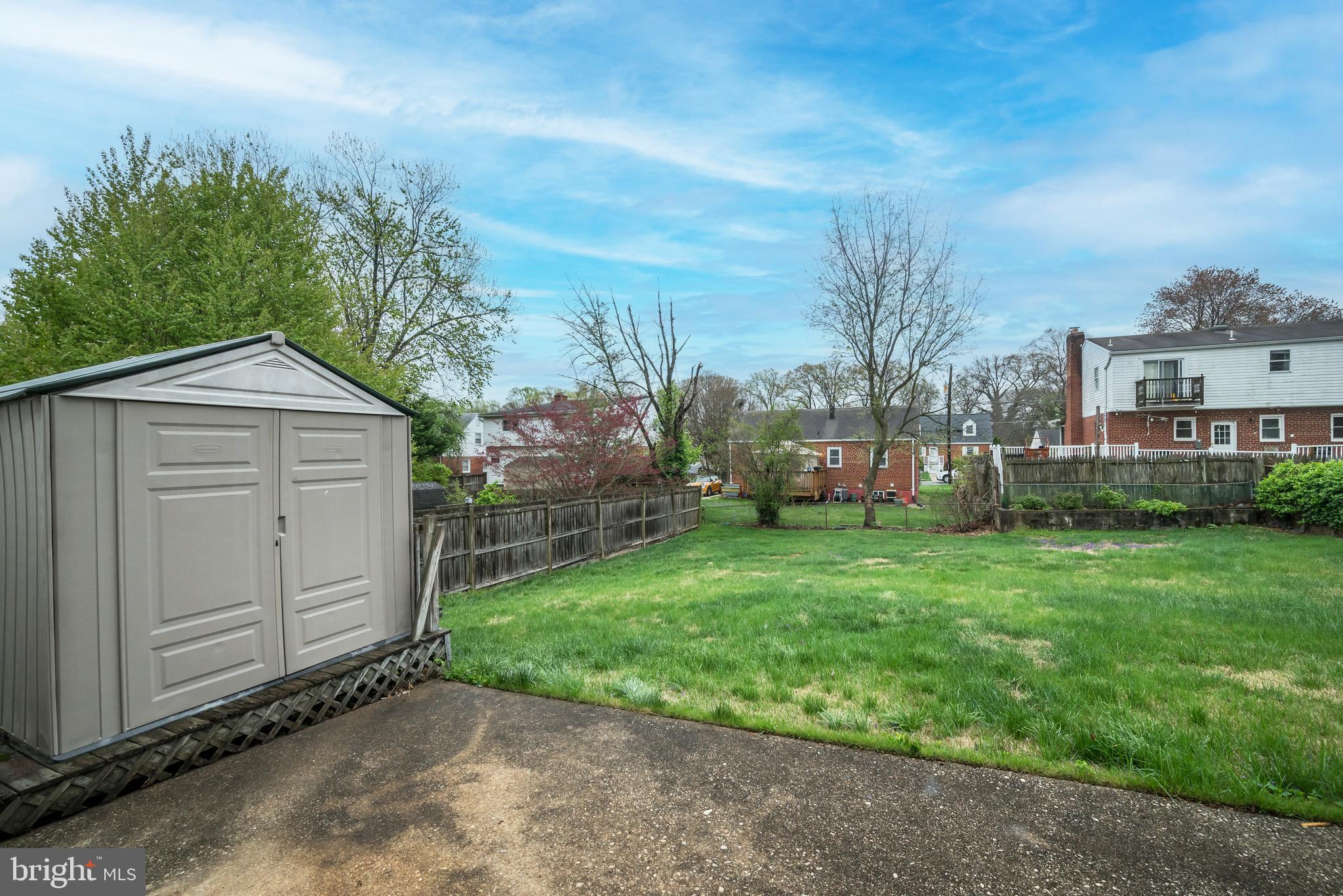 CHESTNUT HILLS - Residential