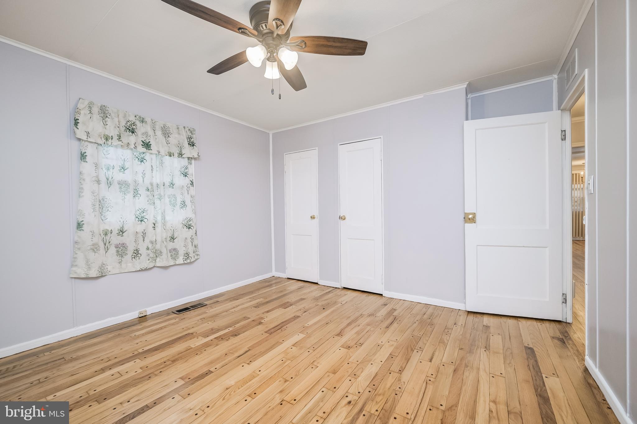 CHESTNUT HILLS - Residential