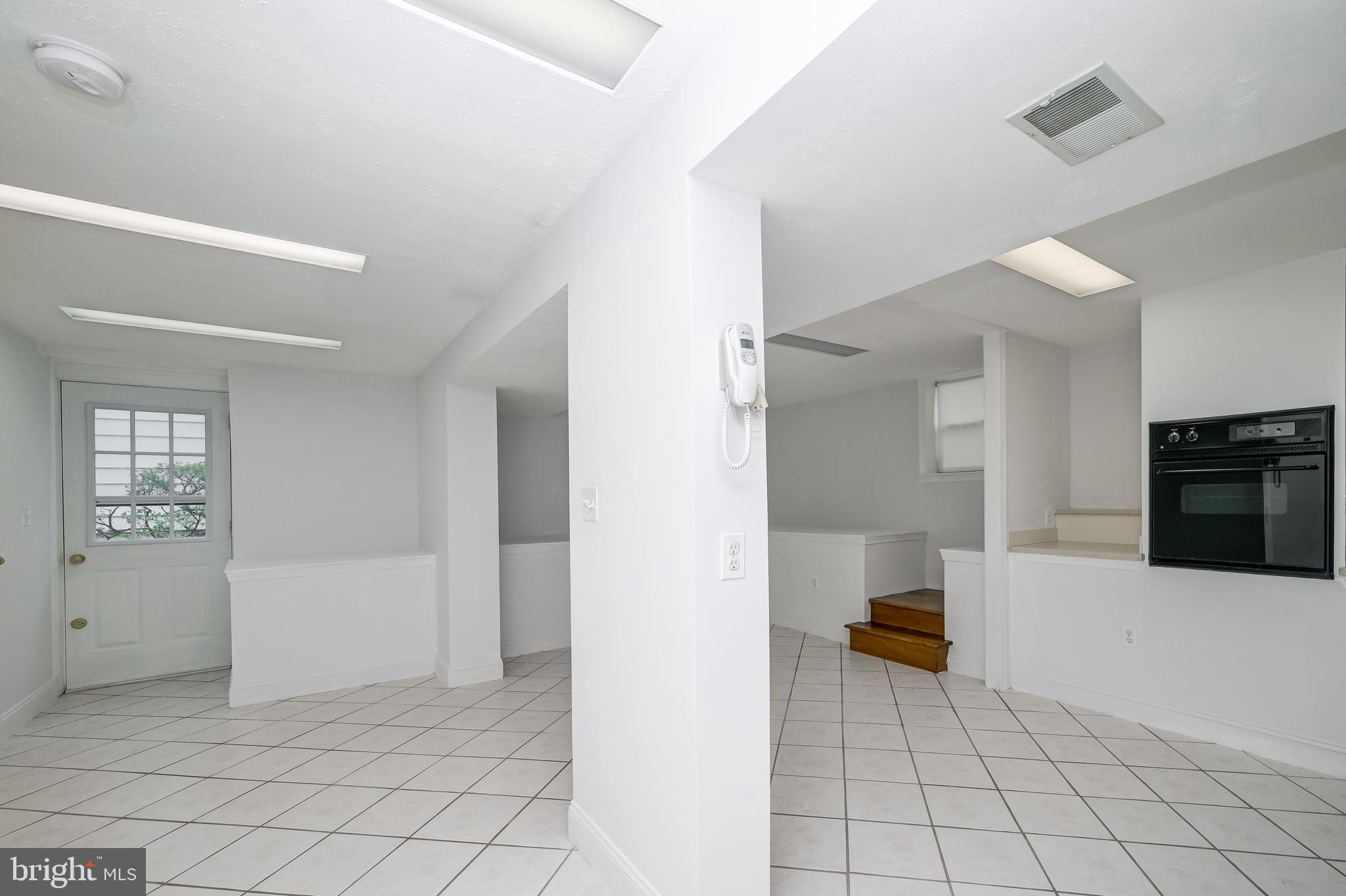 CHESTNUT HILLS - Residential