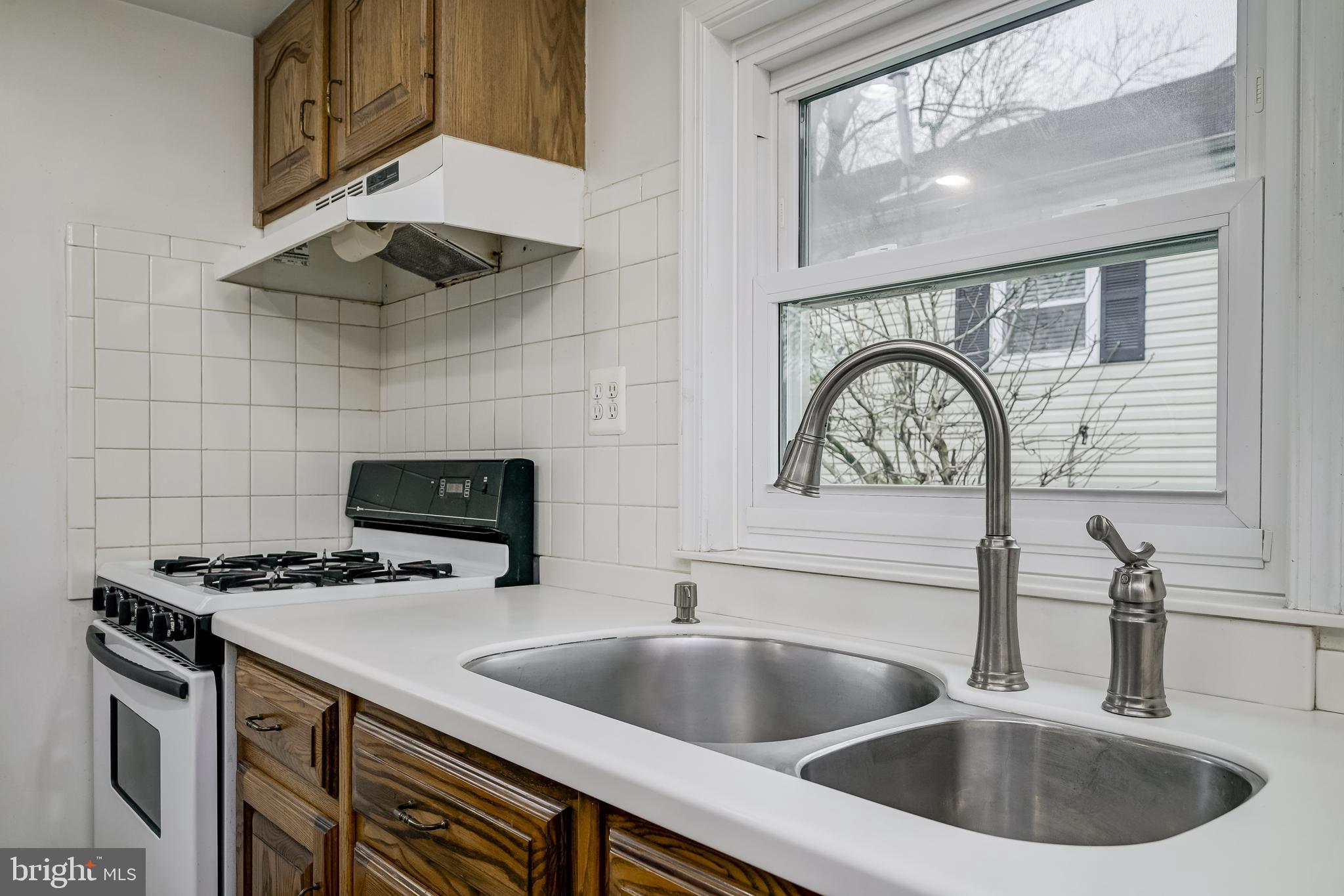 CHESTNUT HILLS - Residential