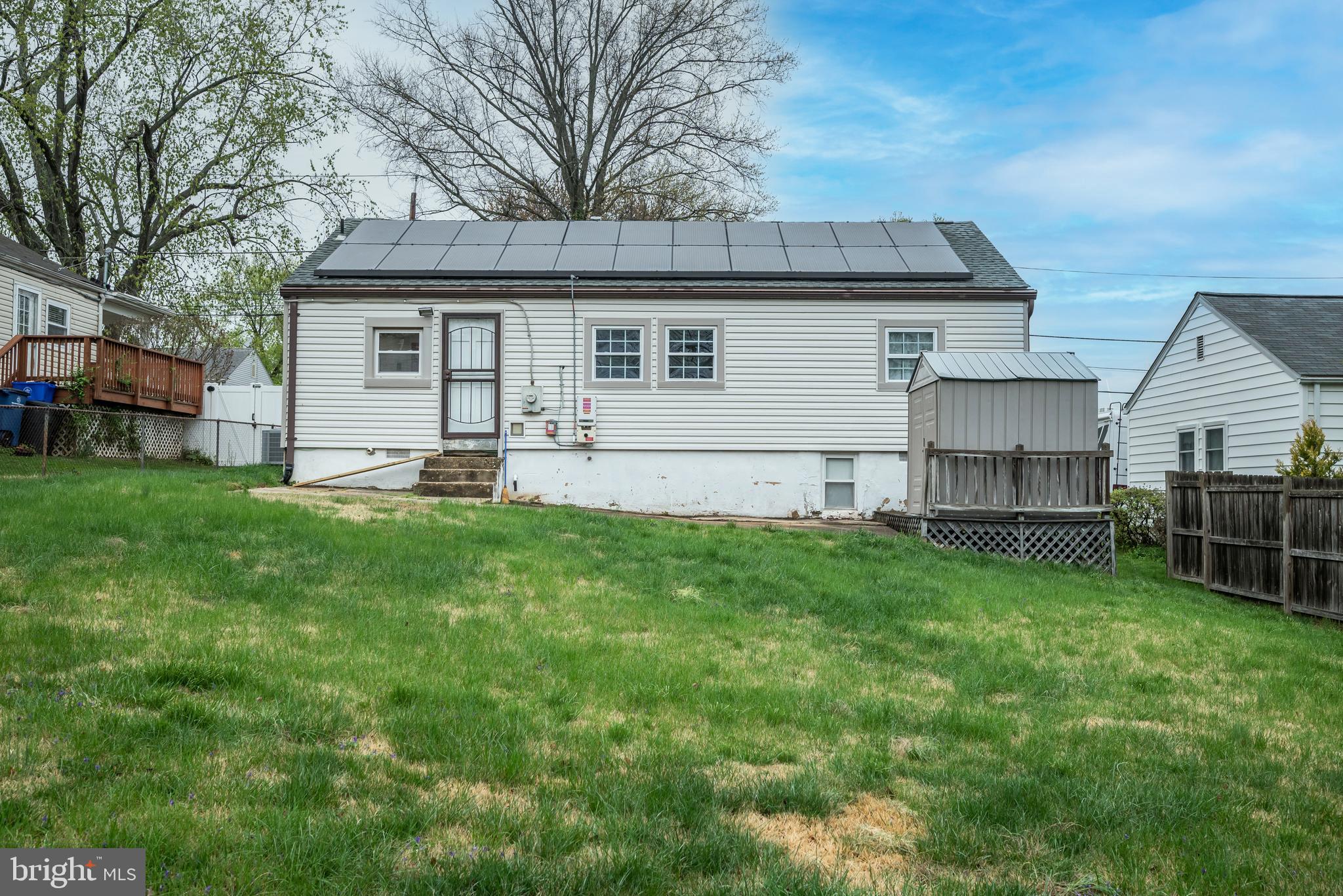 CHESTNUT HILLS - Residential