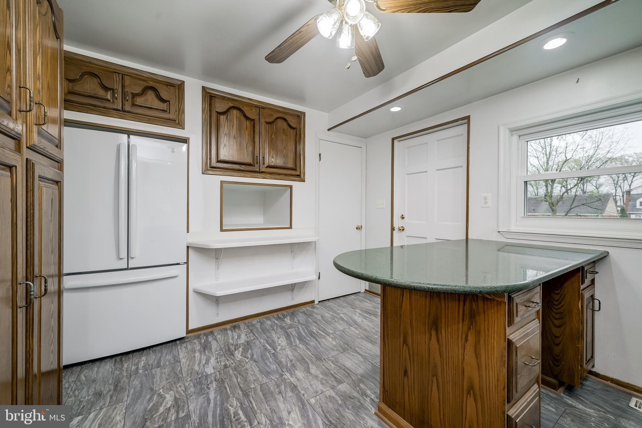 CHESTNUT HILLS - Residential