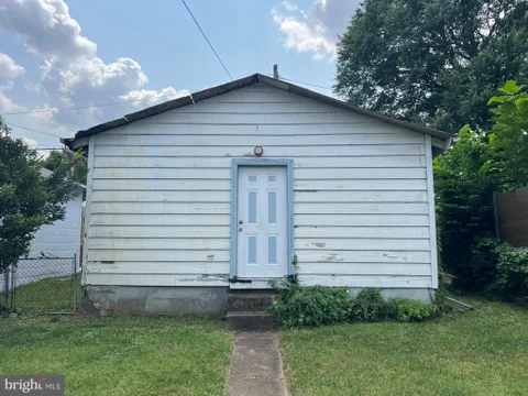 MLS: DCDC2282036