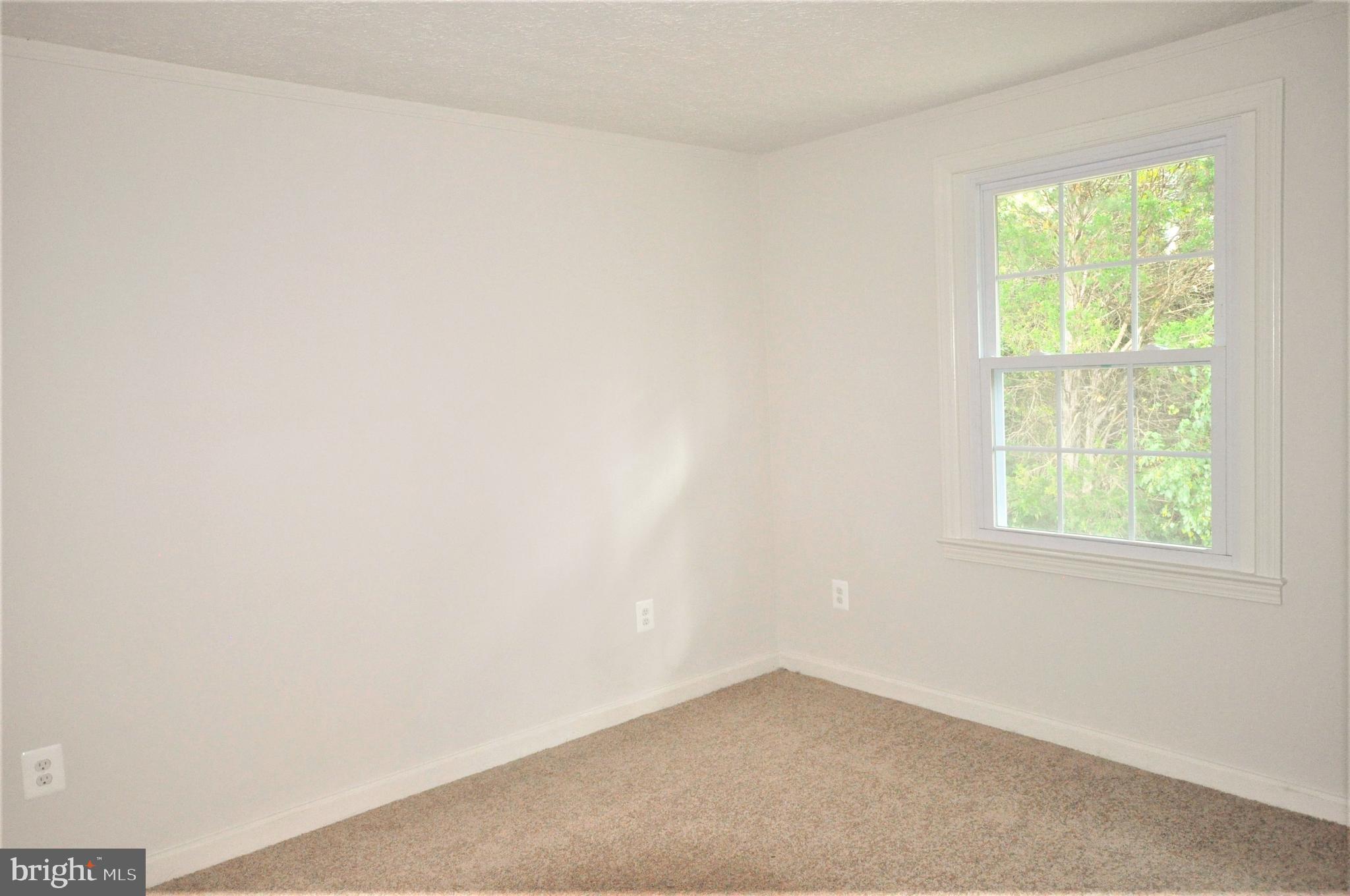 PLAZA VILLAGE - Residential Lease