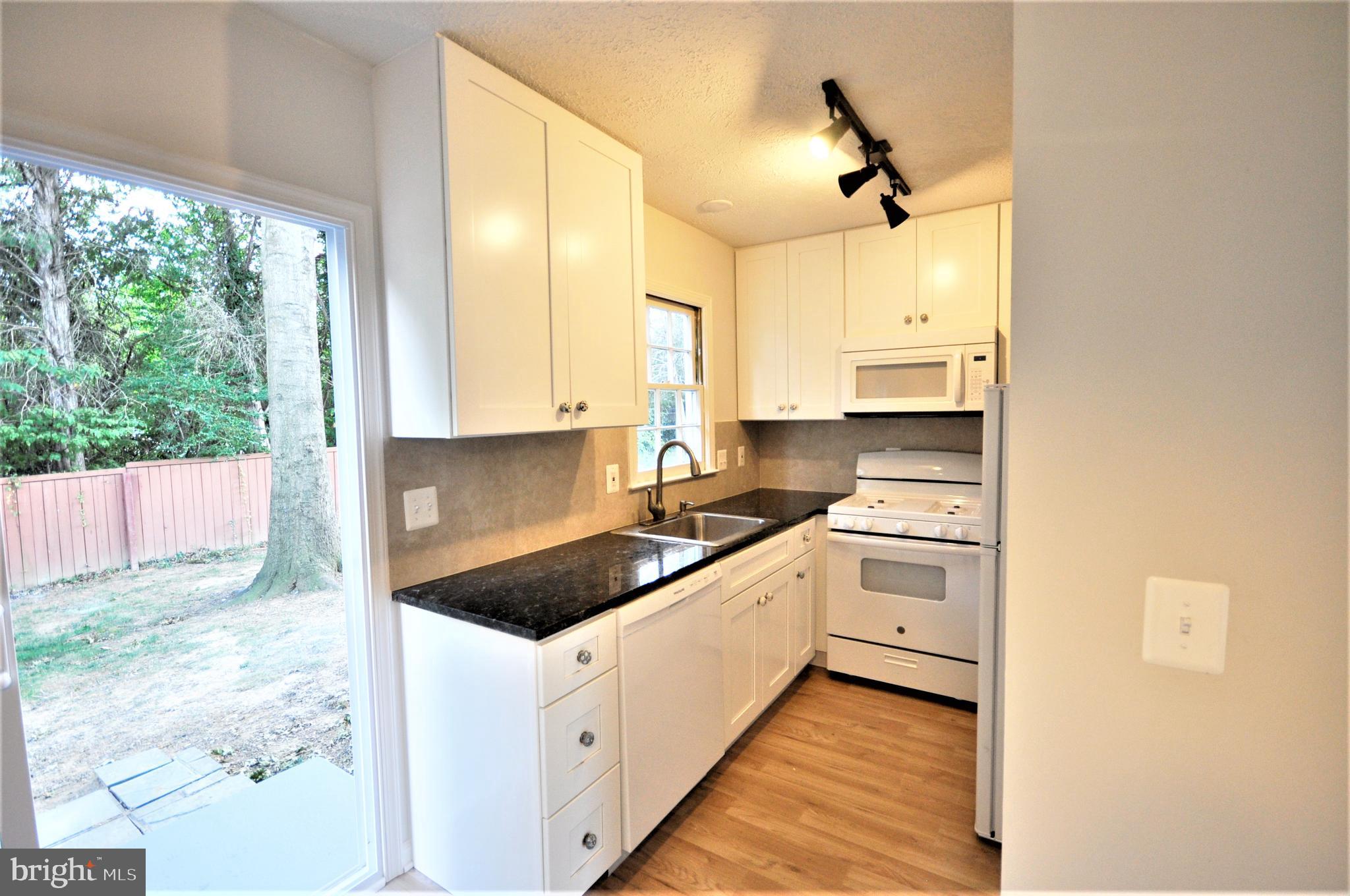 PLAZA VILLAGE - Residential Lease