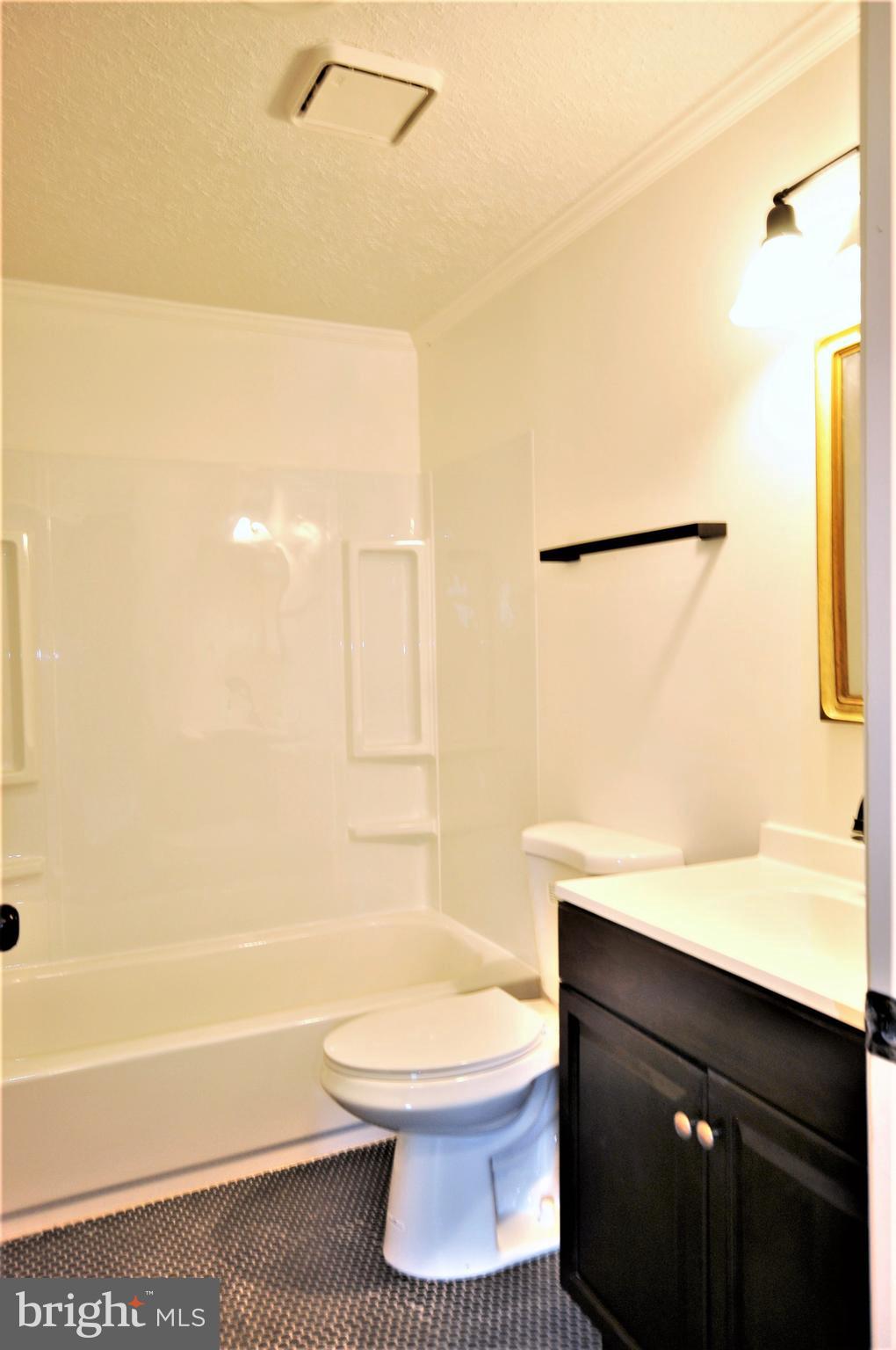 PLAZA VILLAGE - Residential Lease