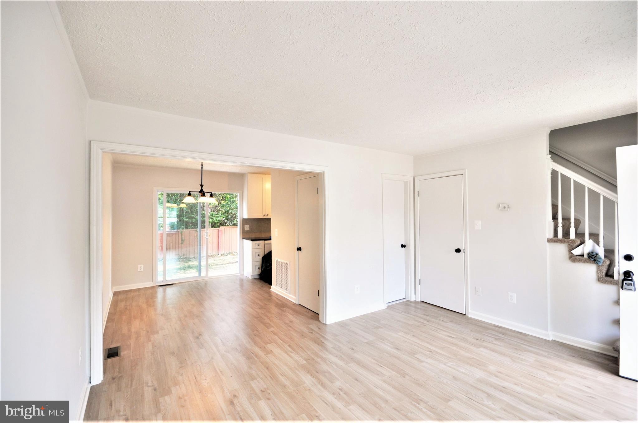 PLAZA VILLAGE - Residential Lease