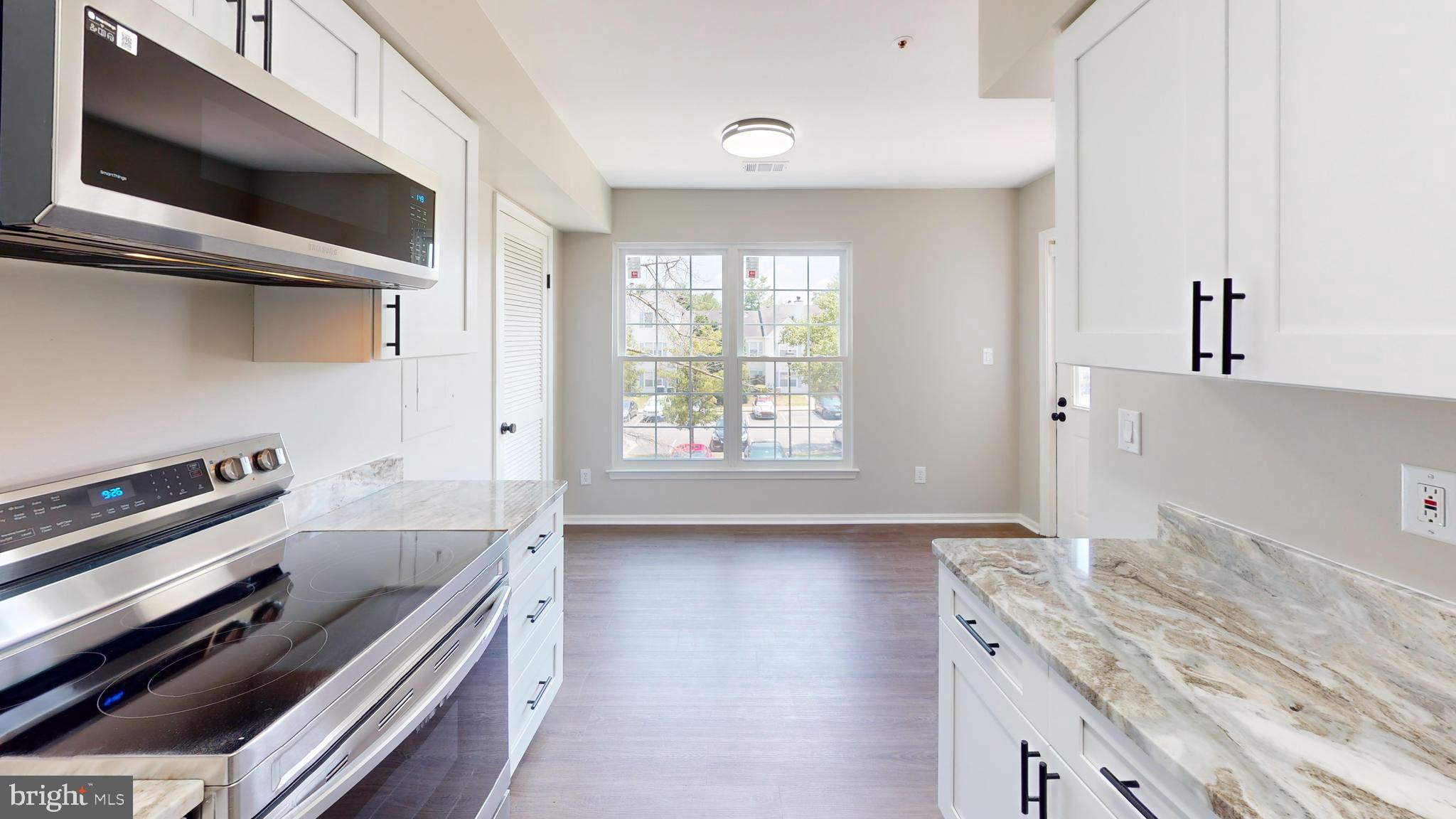 GLENSFORD CONDO - Residential