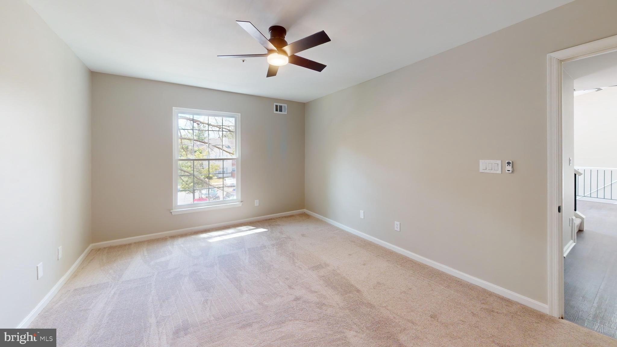 GLENSFORD CONDO - Residential