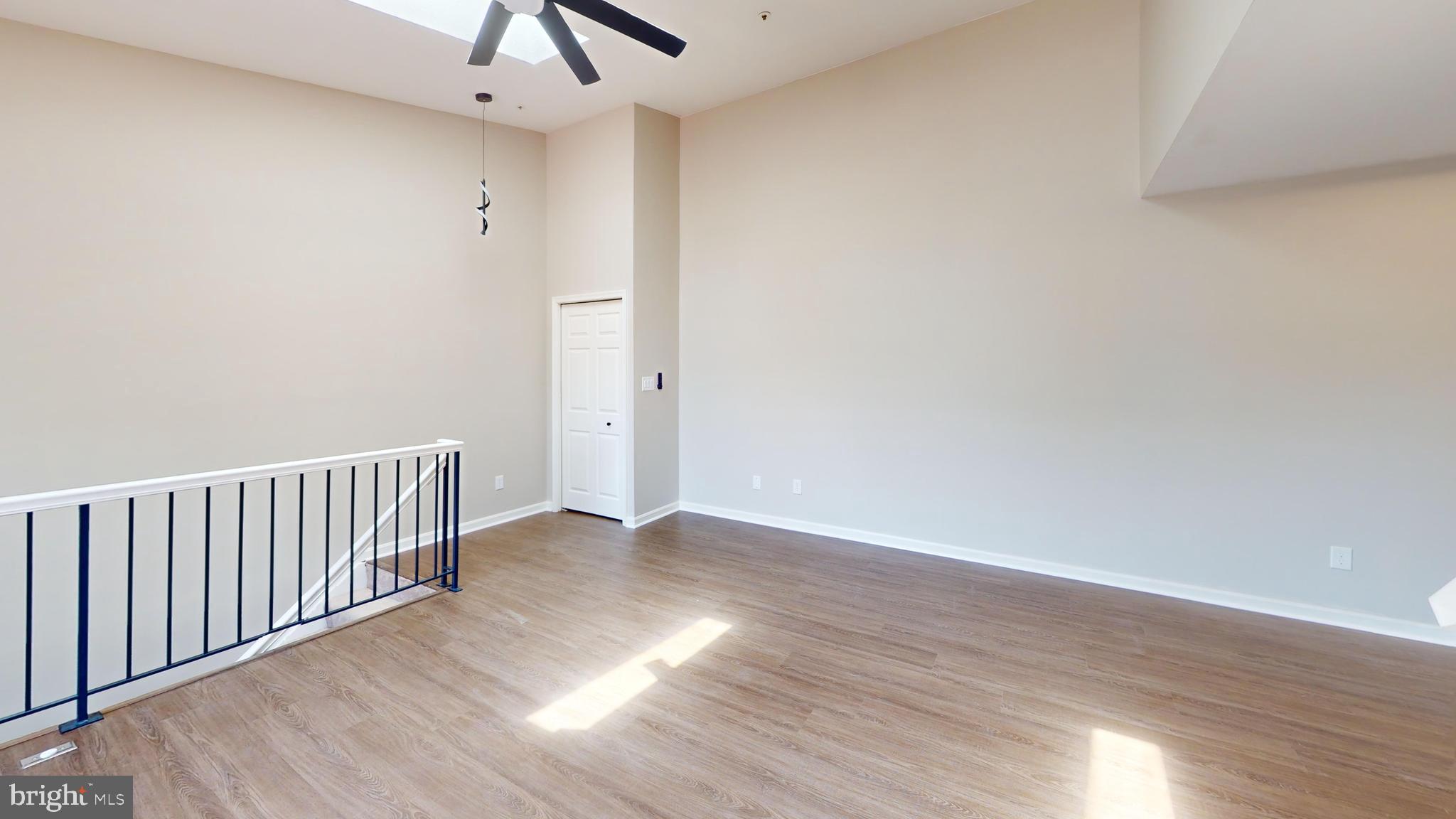 GLENSFORD CONDO - Residential