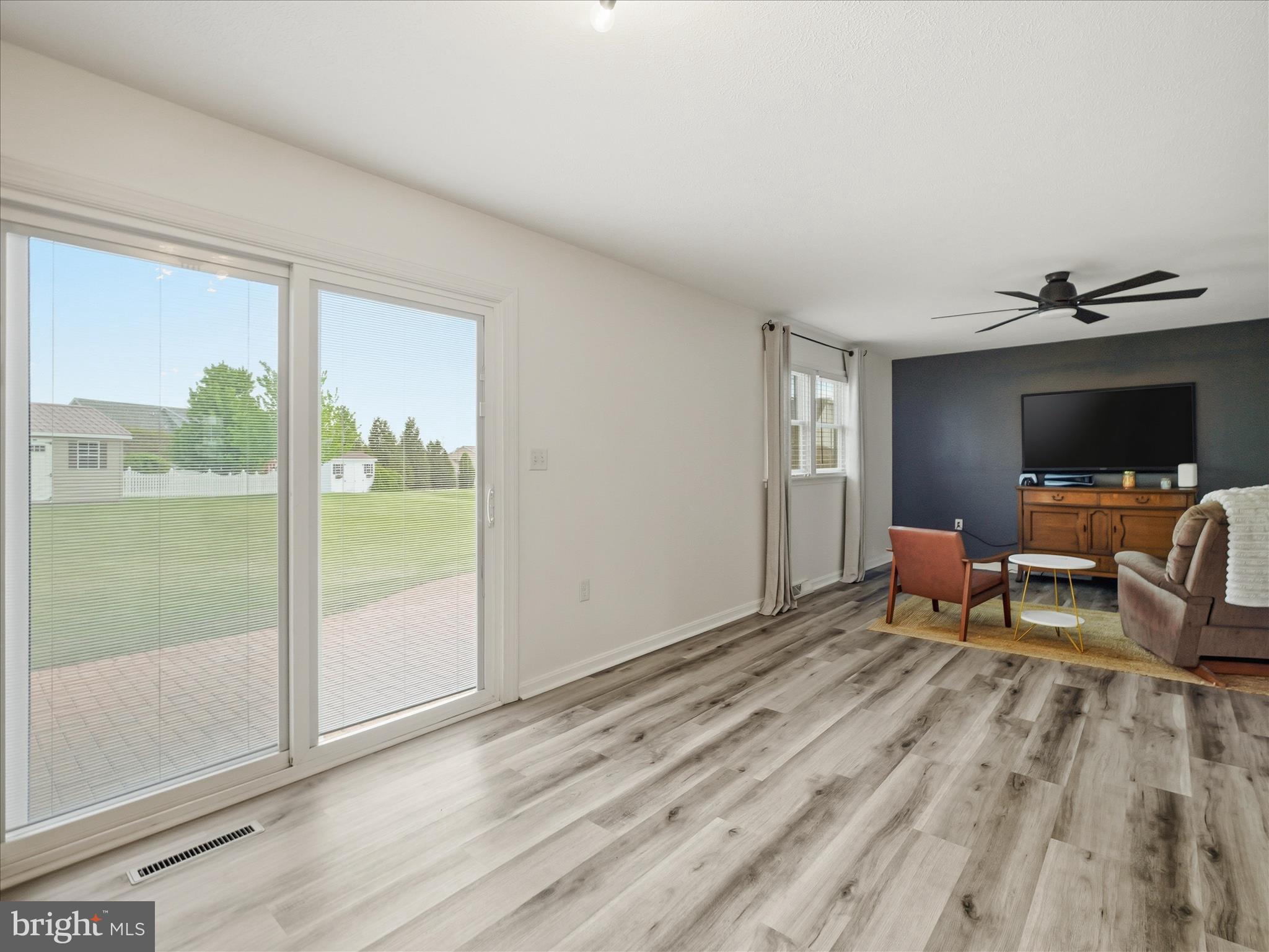 HAMILTON HILLS - Residential