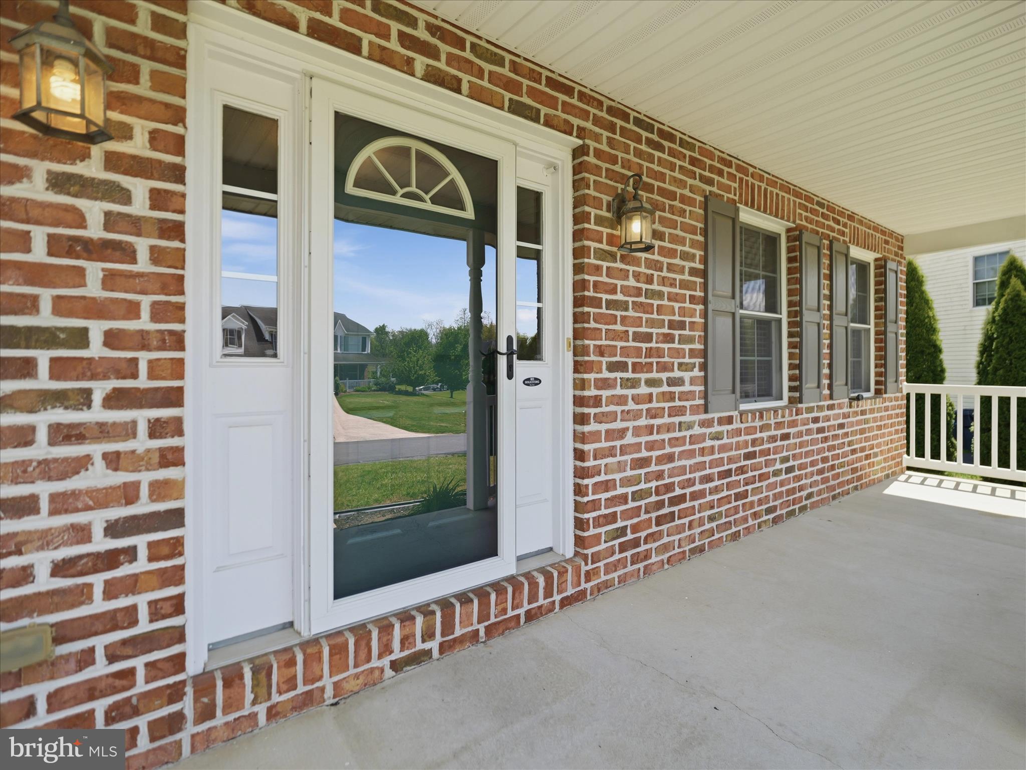 HAMILTON HILLS - Residential