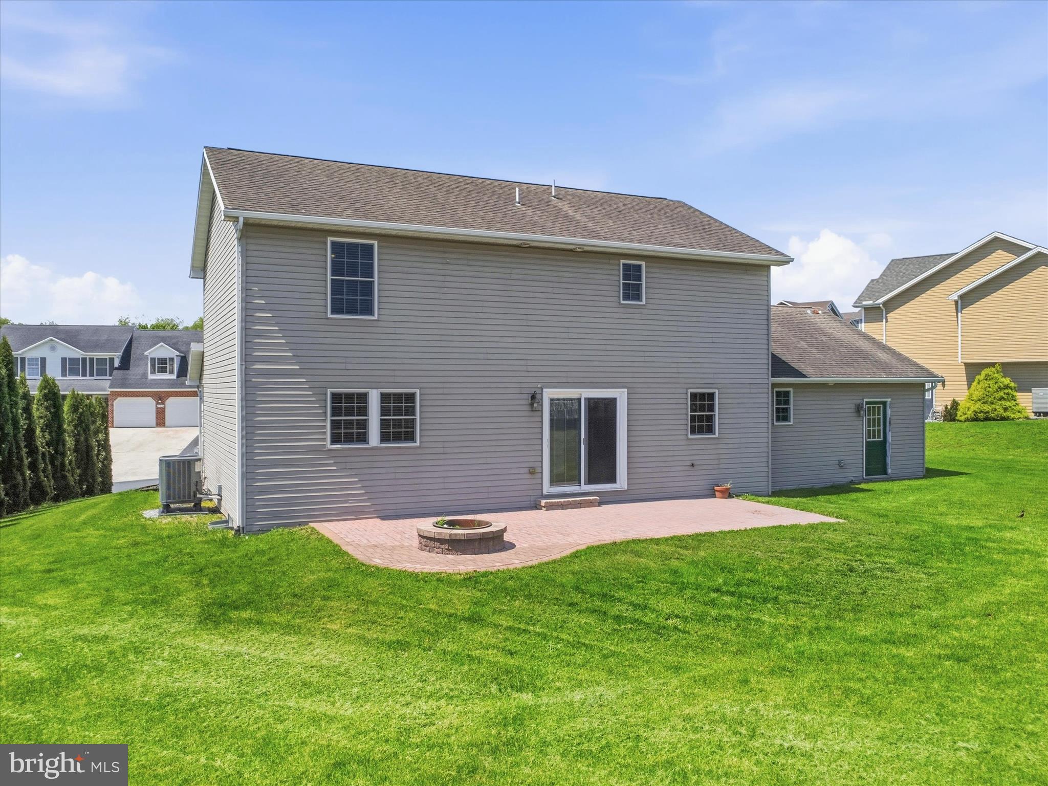 HAMILTON HILLS - Residential