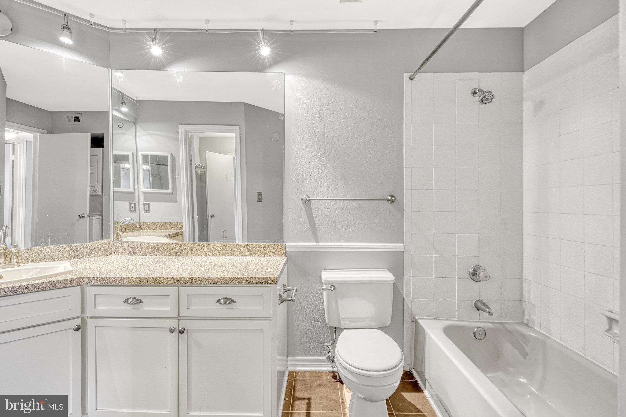 PENDERBROOK - Residential Lease