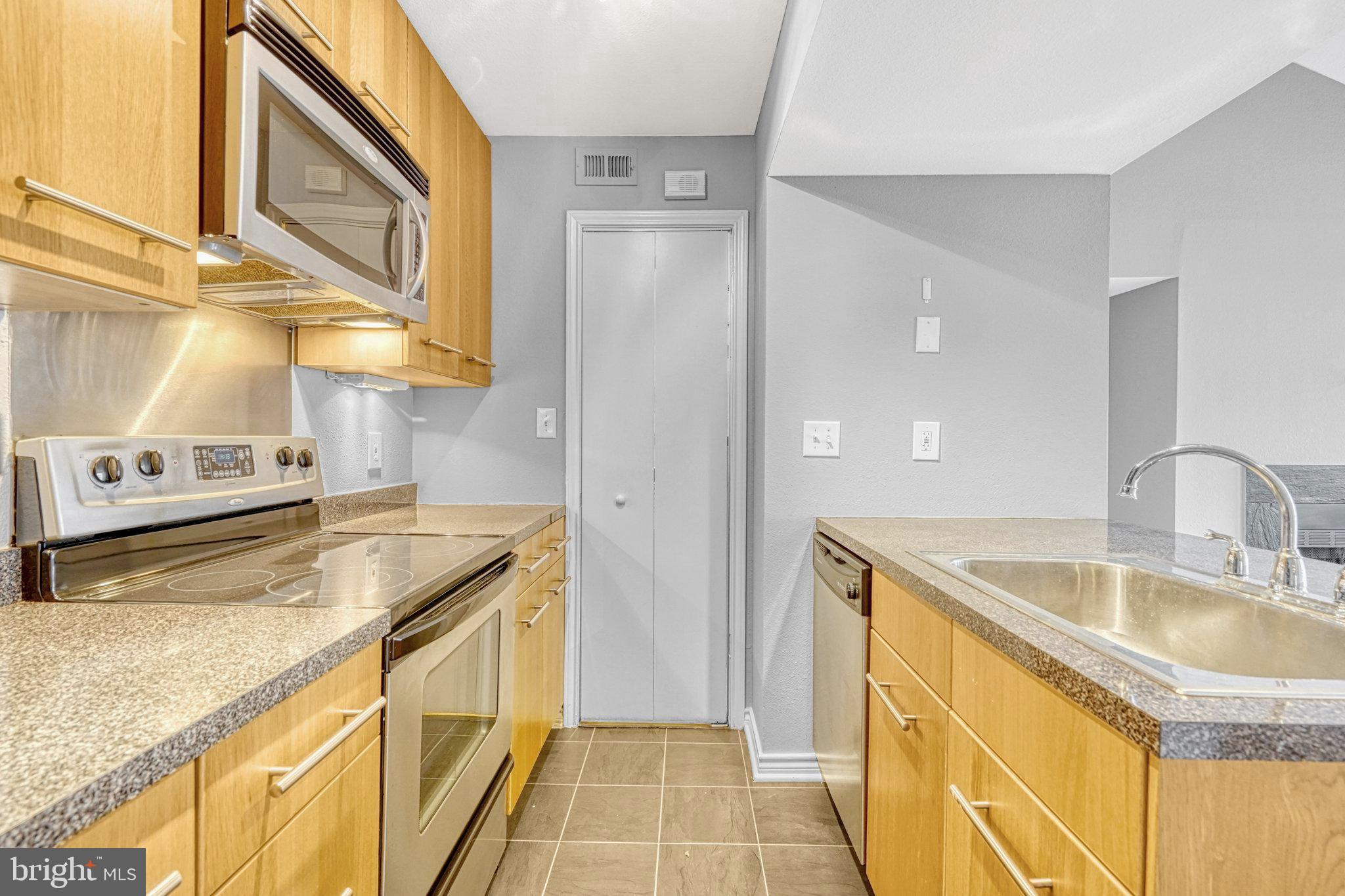 PENDERBROOK - Residential Lease