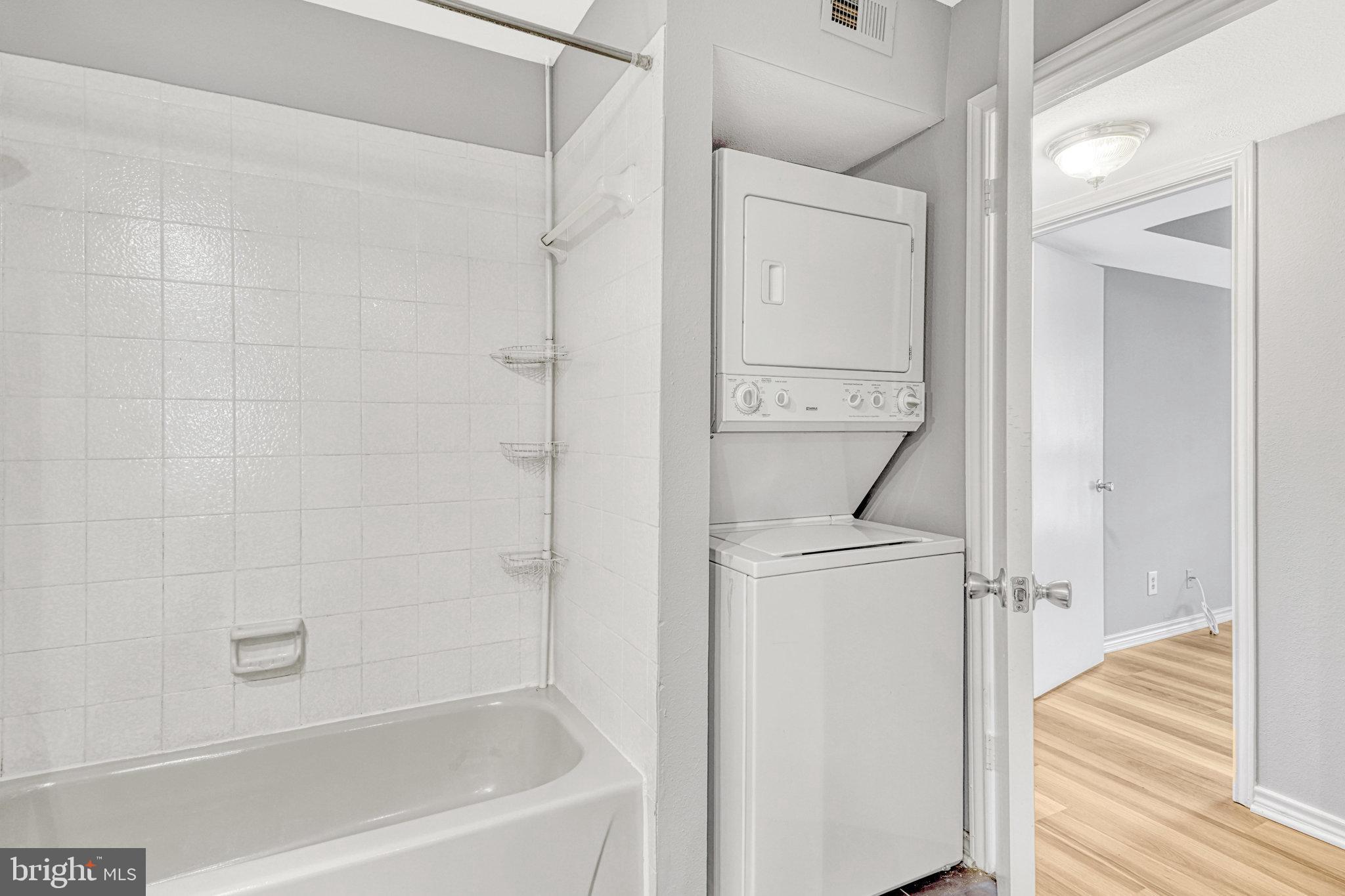 PENDERBROOK - Residential Lease