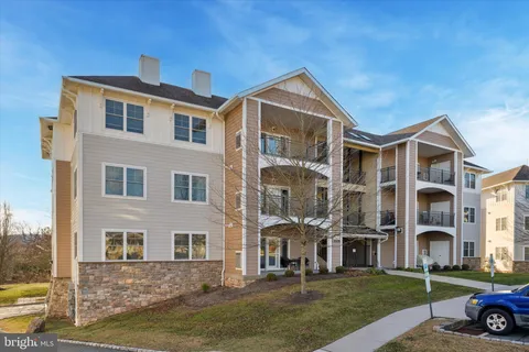 124 Bucktown Crossing, Pottstown, PA 19465 - MLS#: PACT2114740