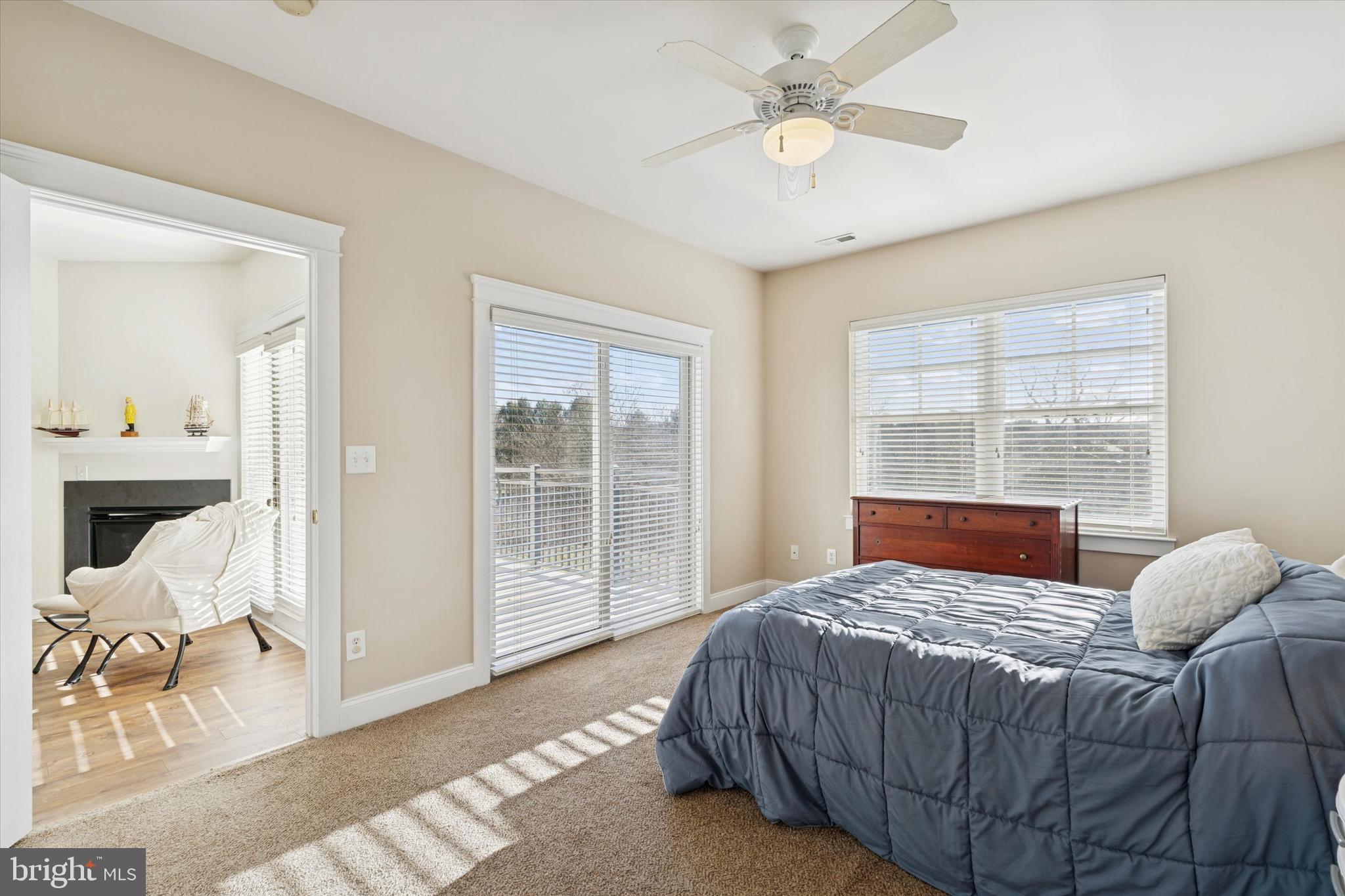 BUCKTOWN CROSSING - Residential