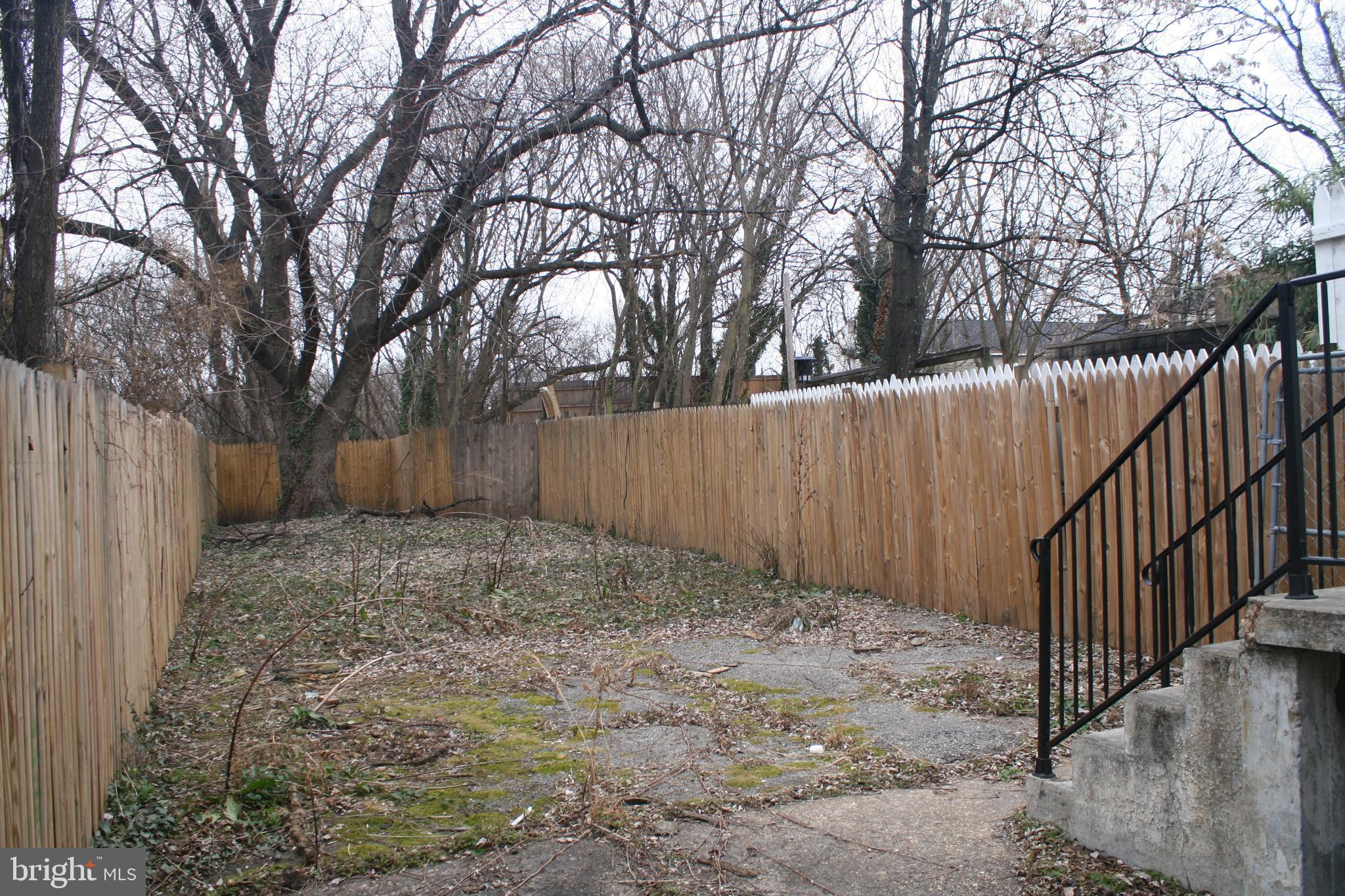 1918 PARKSLEY AVENUE