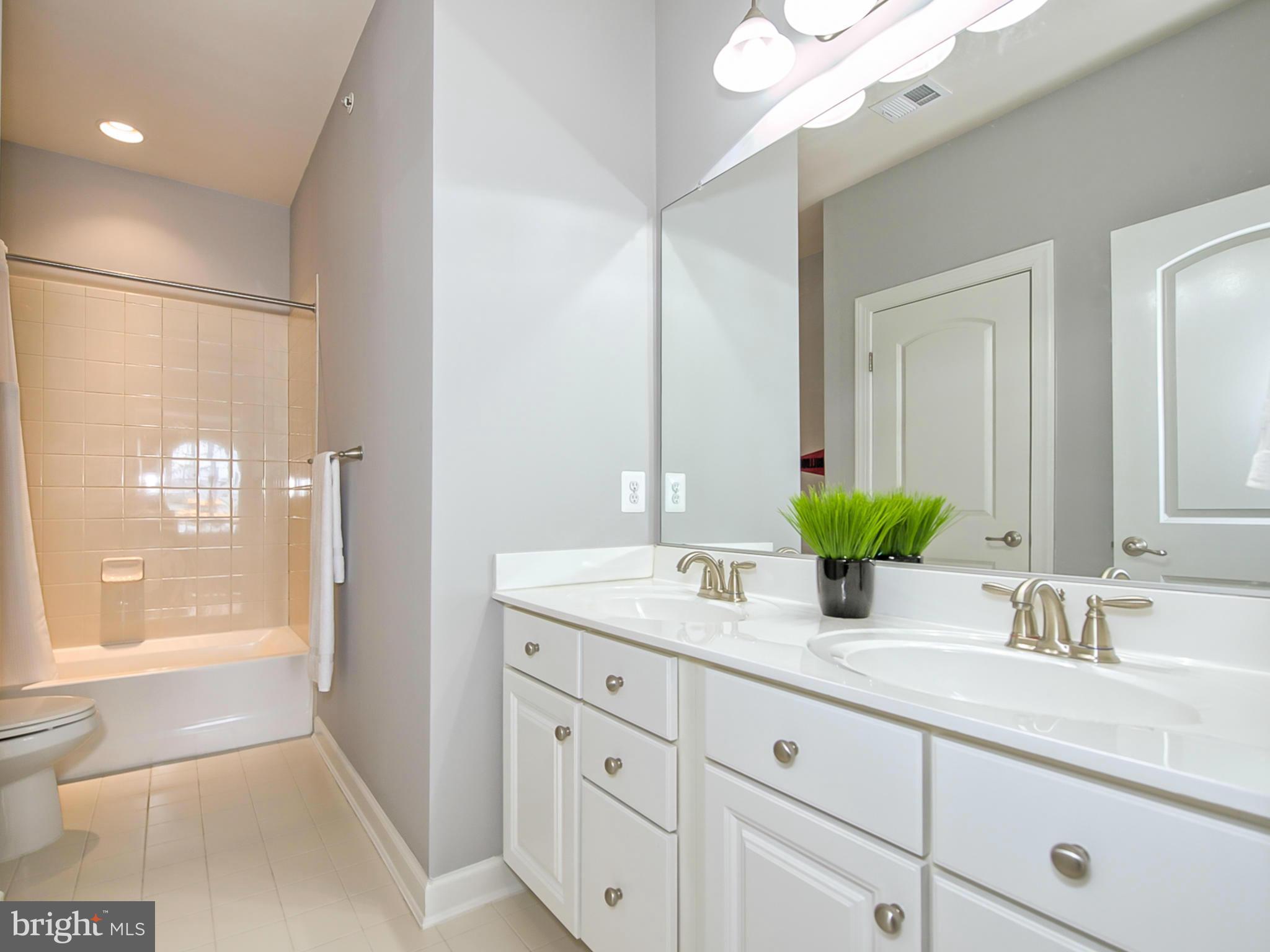 VILLAGES OF URBANA - Residential