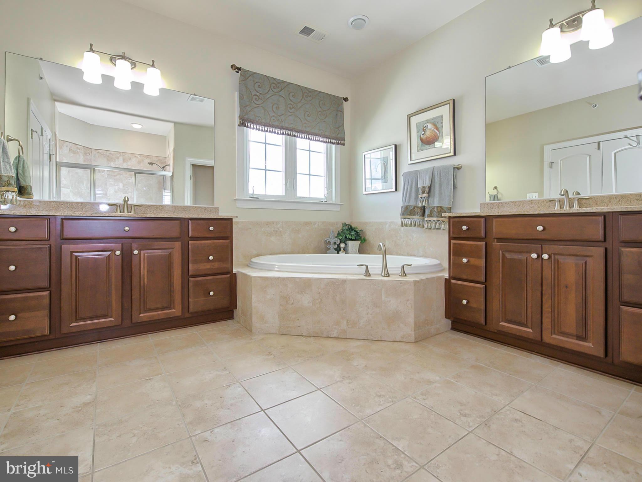 VILLAGES OF URBANA - Residential