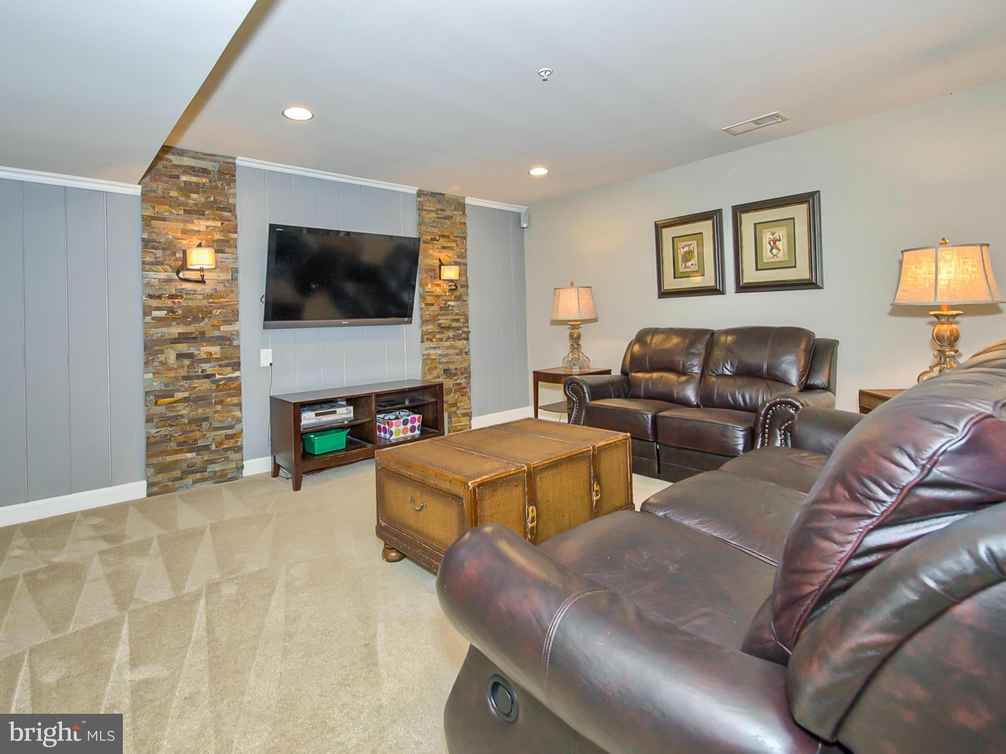 VILLAGES OF URBANA - Residential