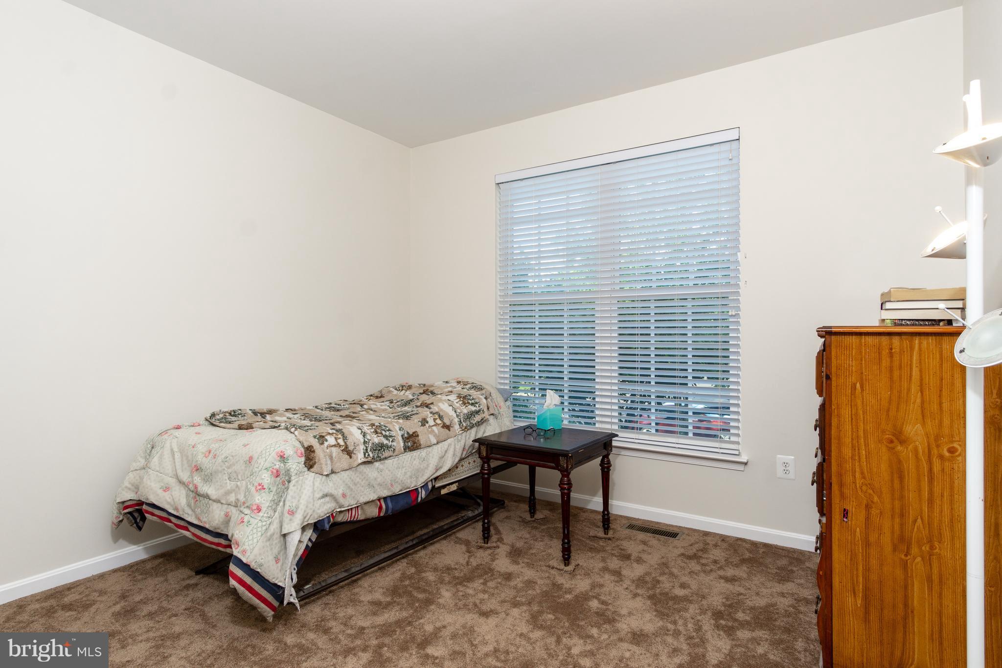 HOMEPLACE ON PELHAMS REACH - Residential