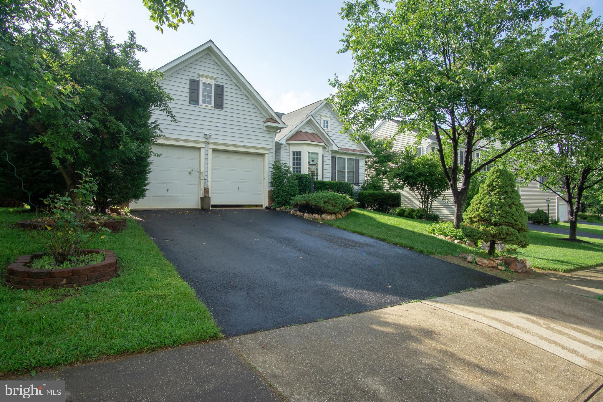 HOMEPLACE ON PELHAMS REACH - Residential