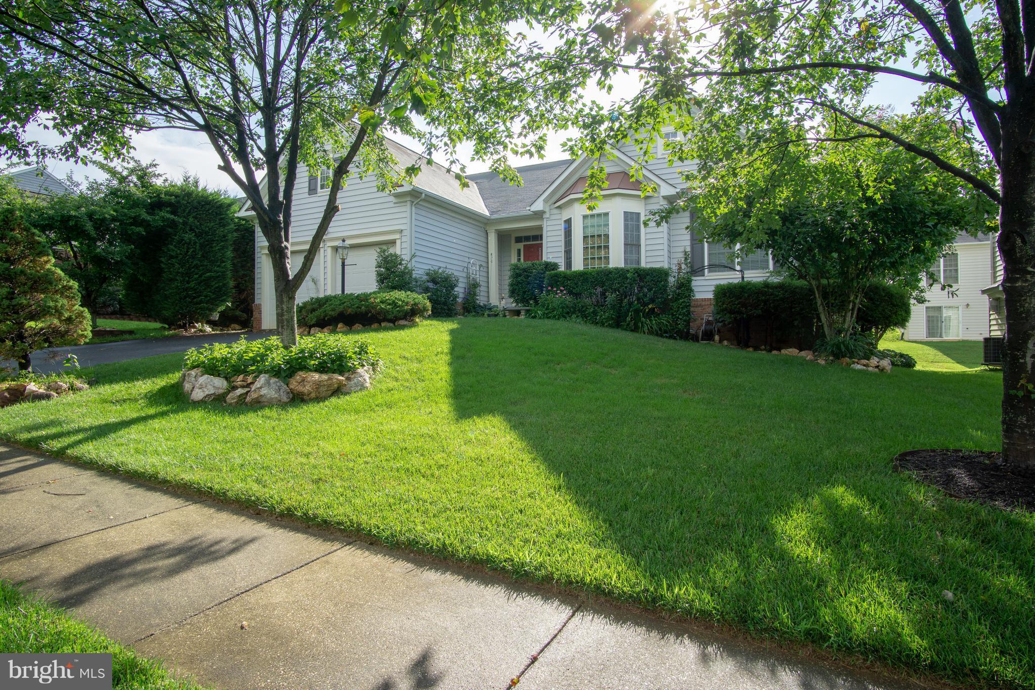 HOMEPLACE ON PELHAMS REACH - Residential